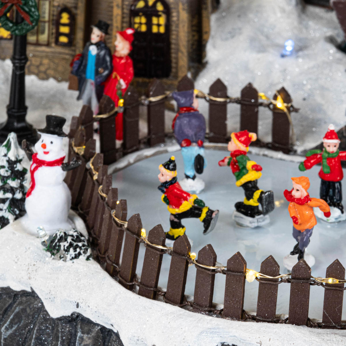 WEIHNACHTSDORF mit beweglicher Windmühle 38/27,5/33 cm - Multicolor, Kunststoff (27.5/33/38cm) - Fééric Lights and Christmas