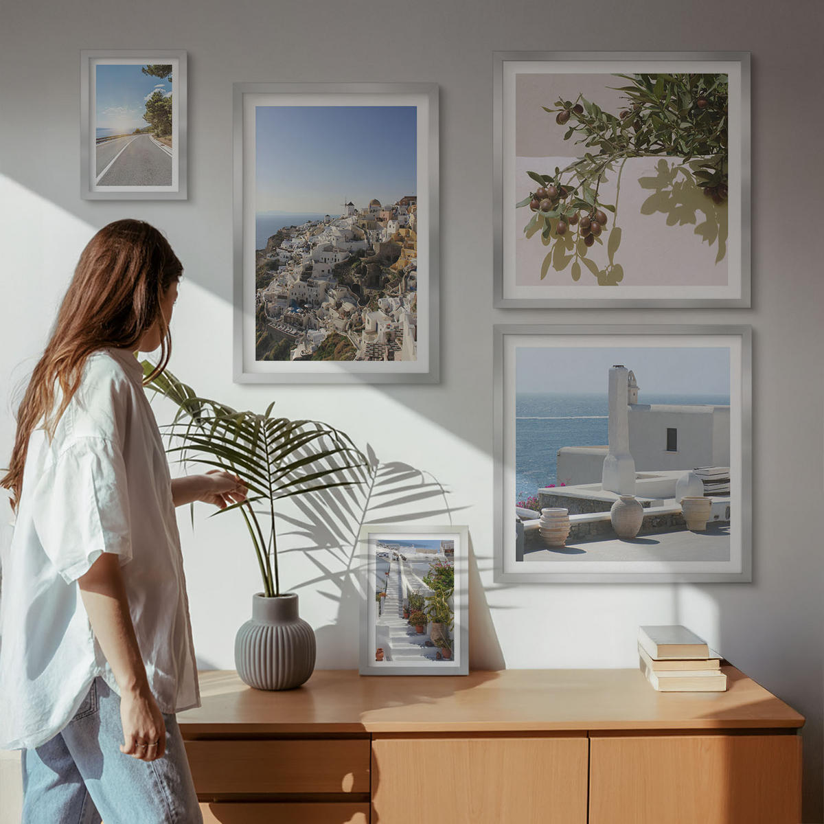 WANDBILDER 5er Set - 50x50 cm & 20x30 cm & 40x60 cm Silberner Rahmen - Weiße Treppe mit Blick auf Santorini - Silberfarben, Kunststoff (40/60cm) - ArtPrintCave