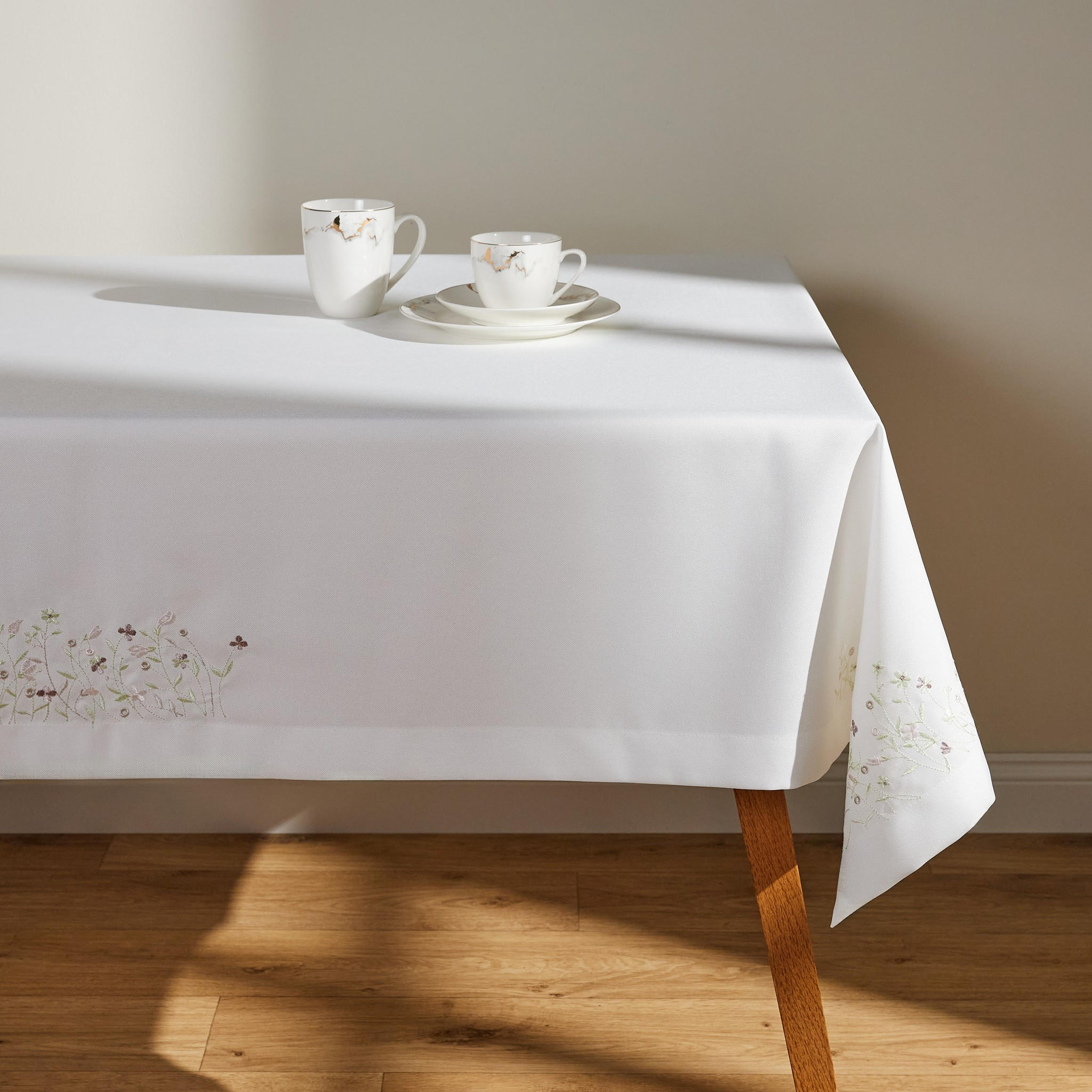 TISCHDECKE Pineli - Weiß, Textil (220/150/1cm) - home&you