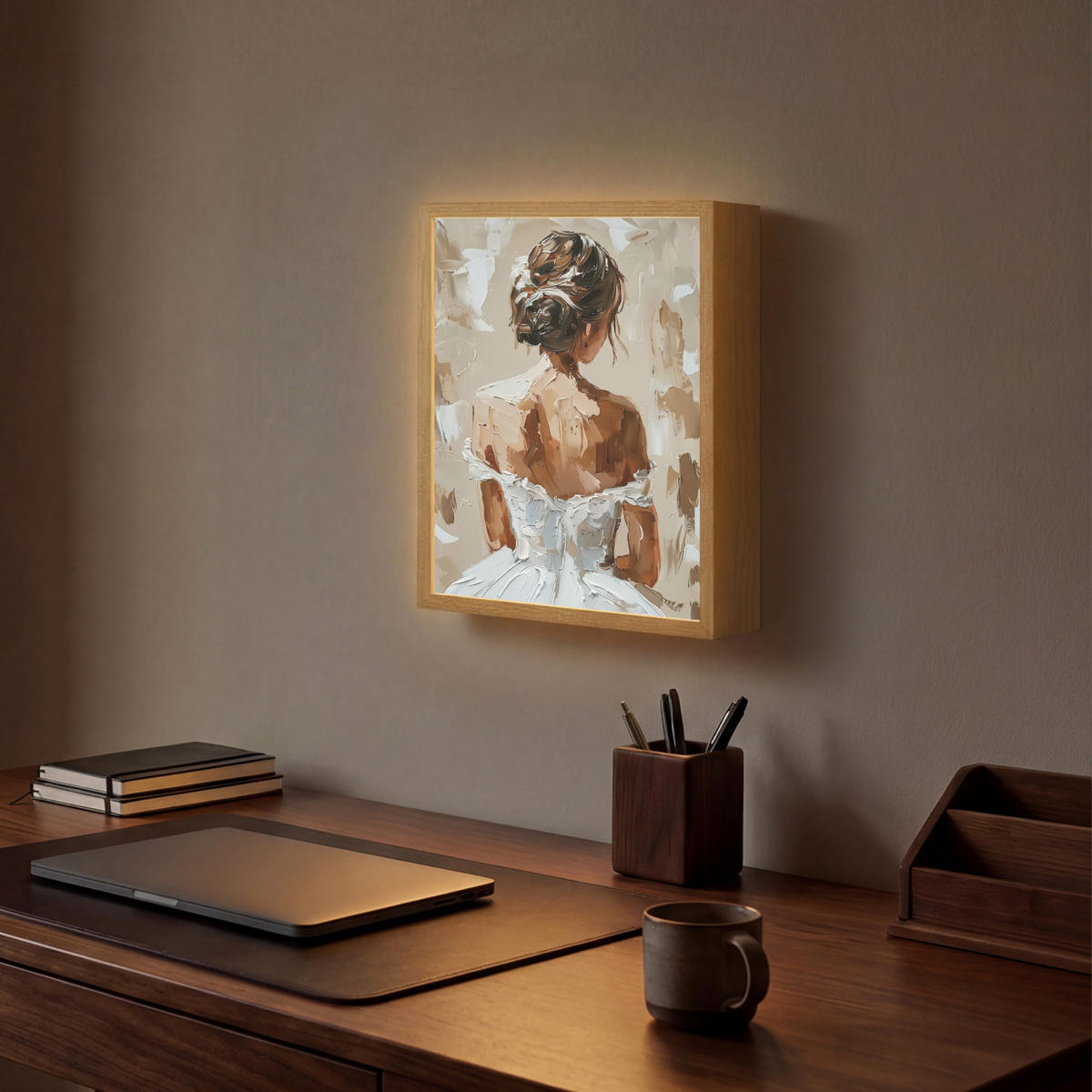 NÁSTĚNNÁ LAMPA S AKUMULÁTOREM Žena - malba - abstraktní - béžová - moderní 30x40 cm - světle hnědá, kompozitní dřevo (30/40/8cm) - OnlyWow