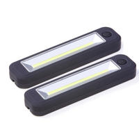 LED-ARBEITSLEUCHTE - praktische Batterie-Taschenlampe mit Magnet und Haken für Werkstatt und Zuhause, 2er-Set - Weiß, Kunststoff (5.5/2.9/22cm) - Northpoint