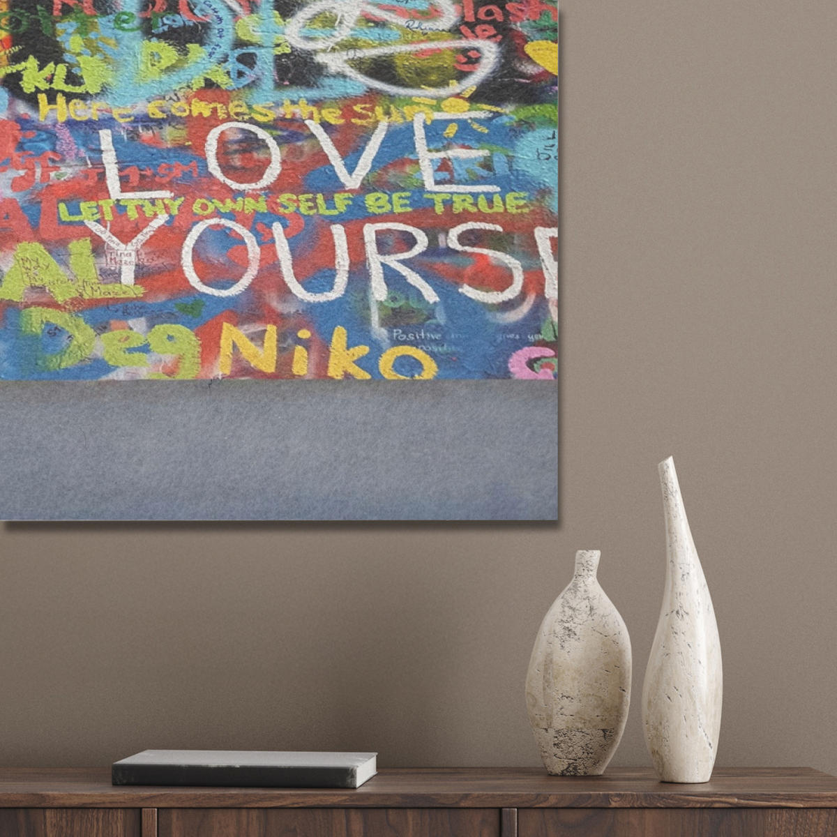AKUSTIKBILD Graffiti - Junge - Ilussie - Straßenkunst Wandbild Wohnzimmer 100x70 cm - Hellgrau, Textil (100/70/0.9cm) - MuchoWow