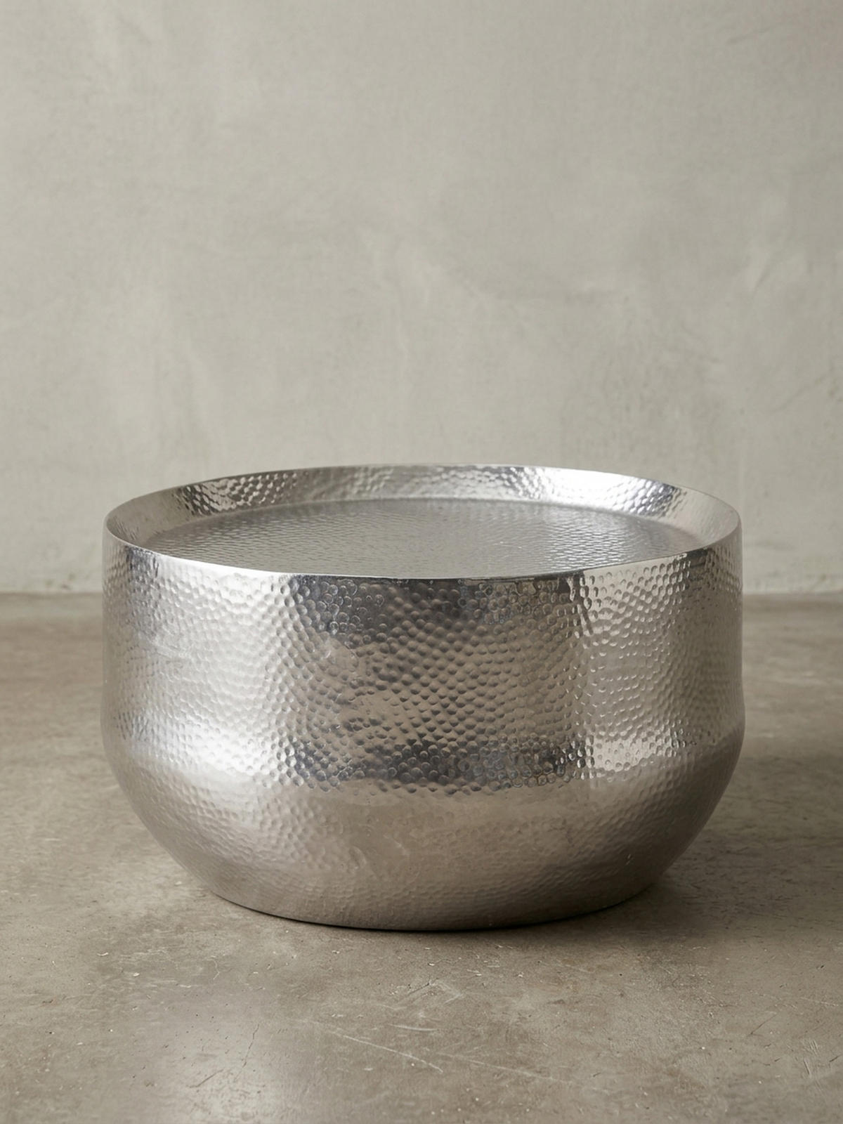 COUCHTISCH Orientalisch mit Hammerschlag-Struktur aus Aluminium und hohler Bauweise, Silber 60x60x35 cm - Silberfarben, Metall (60/60/35cm) - KADIMA DESIGN