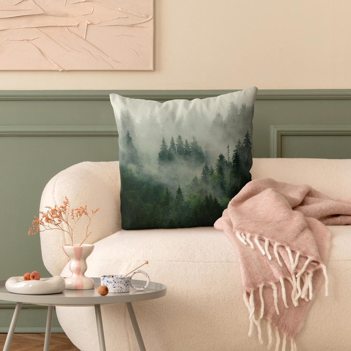 DEKOKISSEN Tiefgrüner Tannenwald im Nebel 40/40 cm - Grün, Textil (40/40/10cm) - Bilderwelten