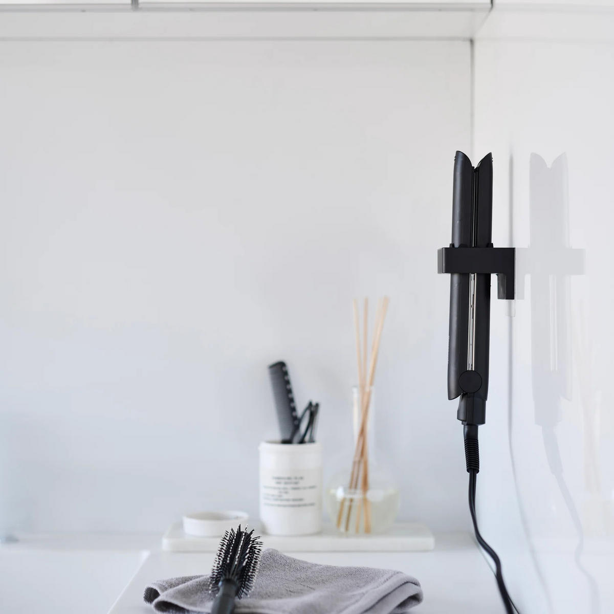 HAFTHAKEN Multifunktionshalter 1710 Schwarz Kunststoff 4.5/5.4/6.2 cm - Schwarz, Kunststoff (5.4/4.5/6.2cm) - Yamazaki