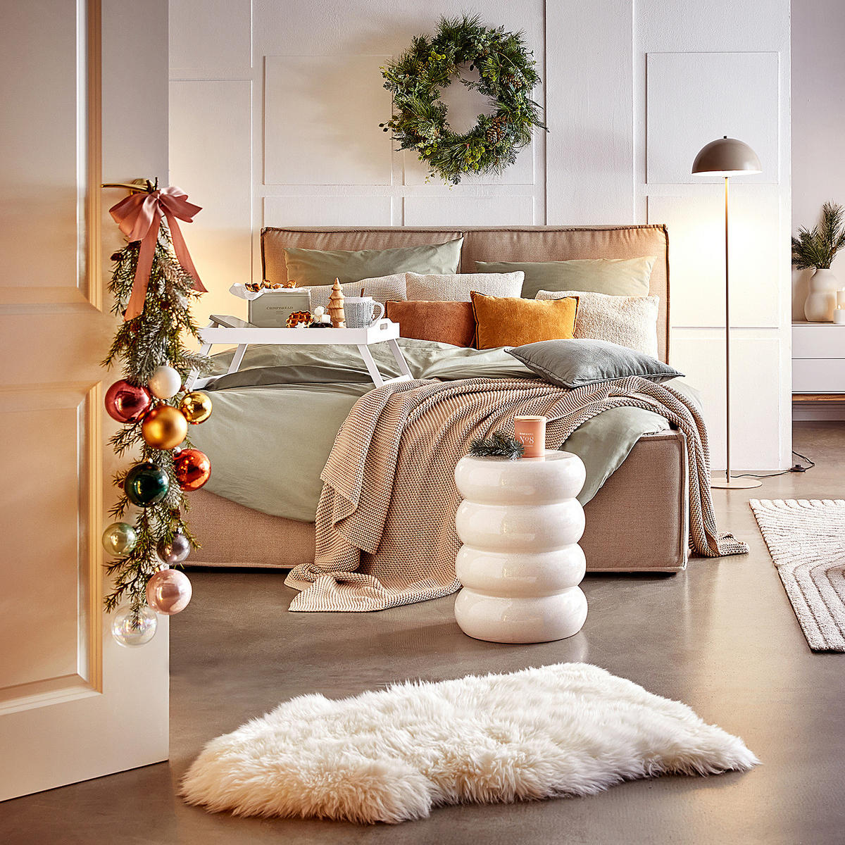 BEISTELLTISCH Artista - Weiß, Keramik (34/34/44cm) - Butlers