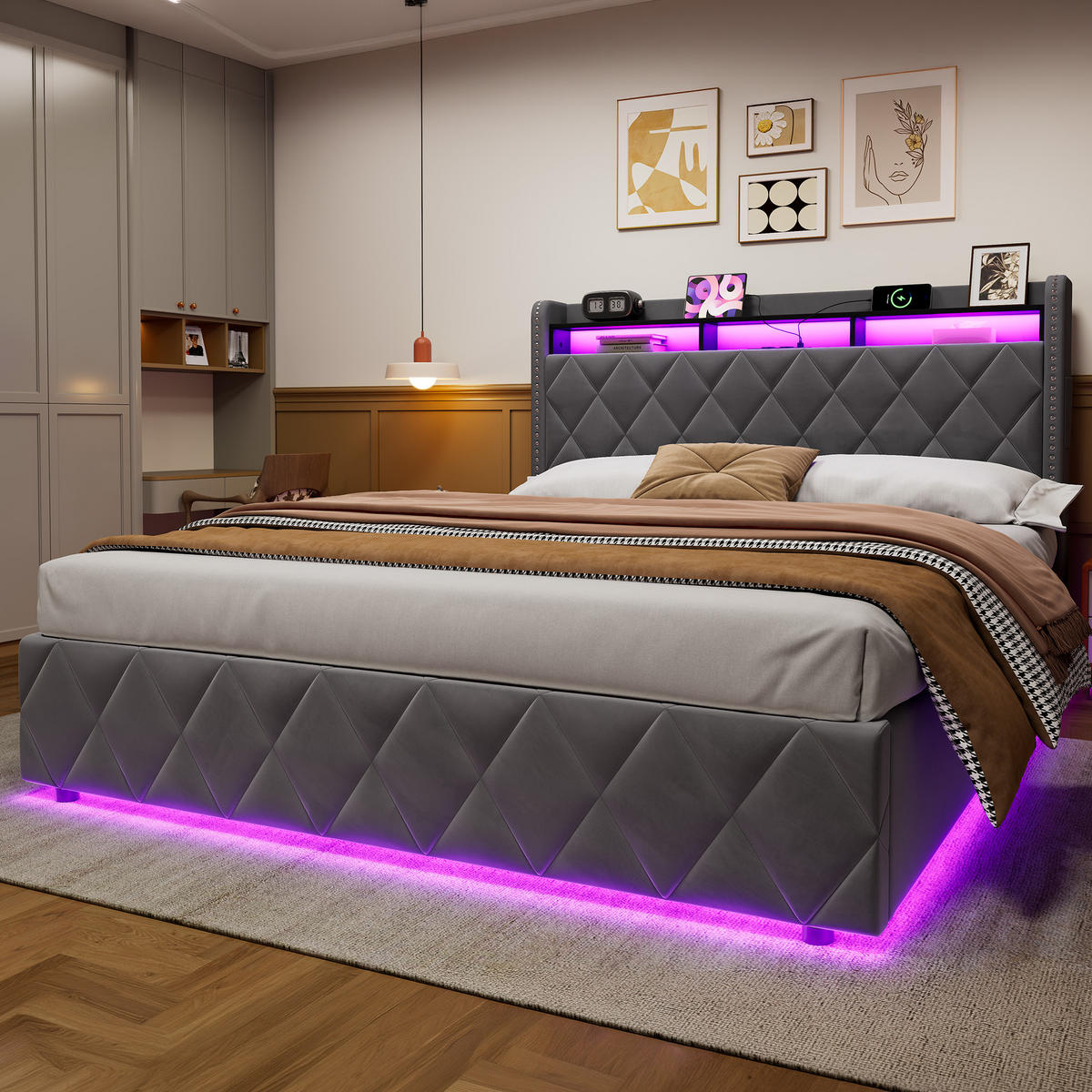 ČALOUNĚNÁ postel 160/200 cm tmavě šedá ze sametu, dřeva a kovu s hydraulickým úložným prostorem, LED osvětlením a nabíjecími konektory - tmavě šedá, textil (160/200cm) - OKWISH