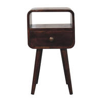 CALIFORNIA NOČNA OMARICA v orehovem zaključku, ukrivljena z odprto polico - hnedá, drevo (30/55/30cm) - Artisan Furniture