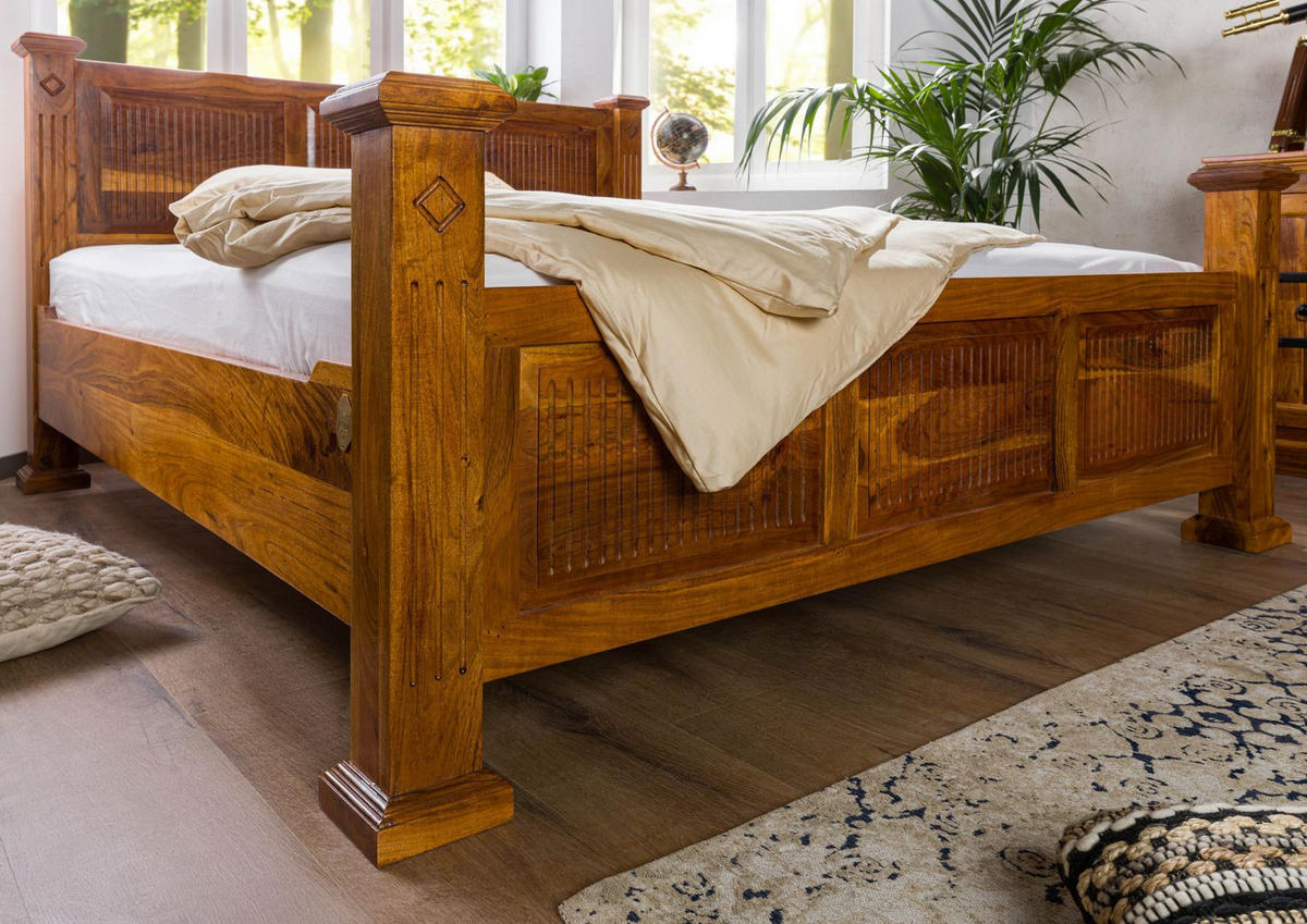 BETT Massivholz Akazie 200 x 200 x 114 hellbraun OXFORD #0133 - Braun, Holz (200/200cm) - Massivmoebel24