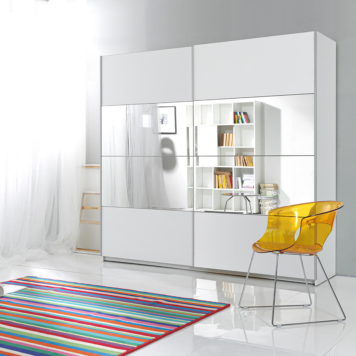 SCHWEBETÜRENSCHRANK BETTINA 180/210/61 cm 2-türig mit Spiegel Weiß - Weiß, Holzwerkstoff (180/210/61cm) - MASSENO