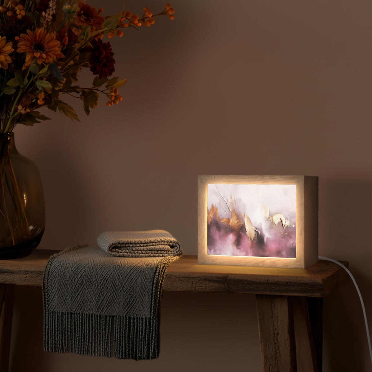 NÁSTĚNNÁ LAMPA Fialová - abstraktní - barva - zlatá 20x15 cm - světle fialová, kompozitní dřevo (20/15/8cm) - OnlyWow