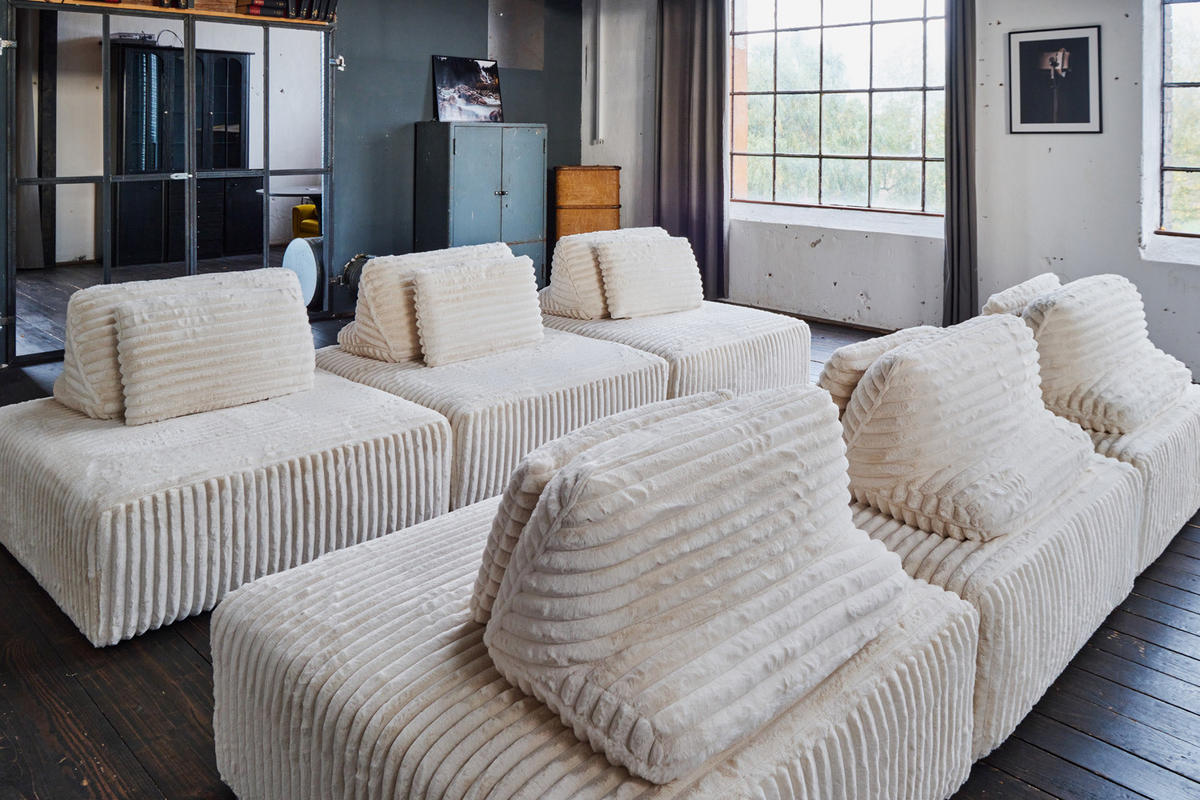 MODULSOFA WIOLO SOFT 6 MODULE 6 KISSEN Cremeweiß Cord - Creme/Schwarz, Kunststoff/Textil (333/84/333cm) - KAWOLA