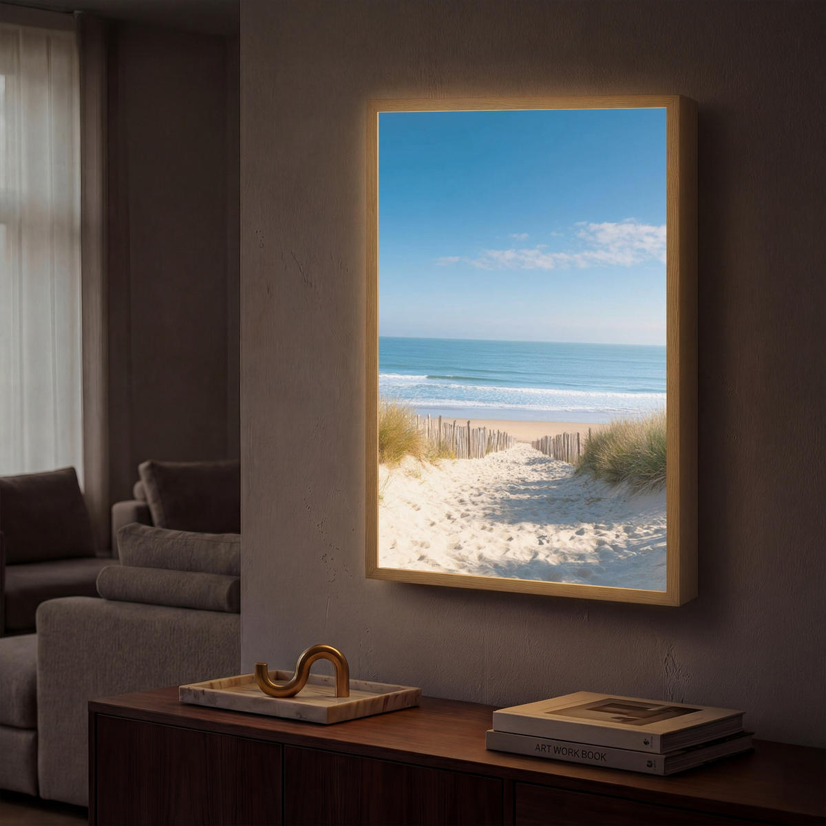 NÁSTĚNNÁ LAMPA S AKUMULÁTOREM Pláž - moře - duny - písek - léto 40x60 cm - písková barva, kompozitní dřevo (40/60/8cm) - OnlyWow