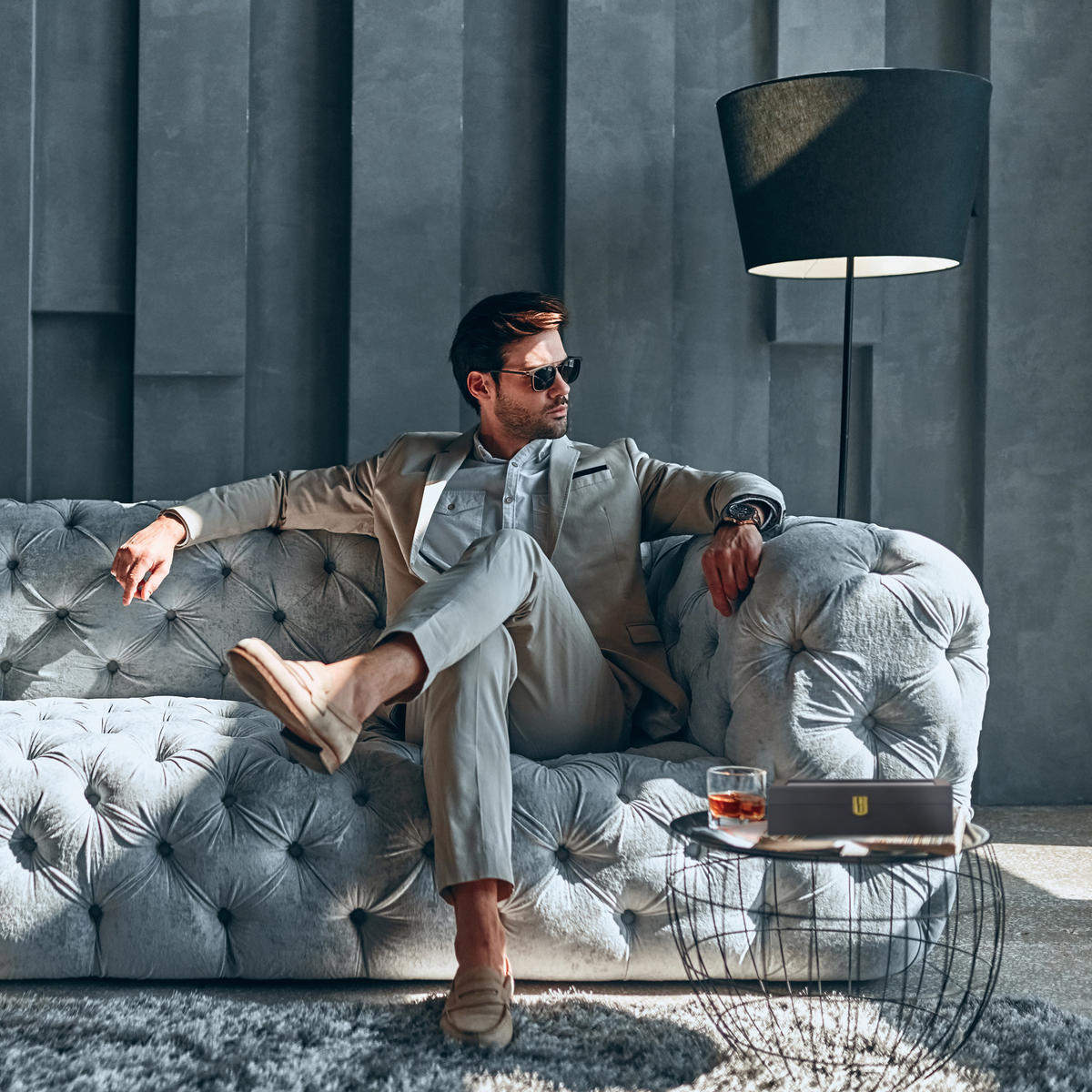 UHRENBOX - Multicolor, Glas/Holzwerkstoff (31.5/8.5/21cm) - Relaxdays