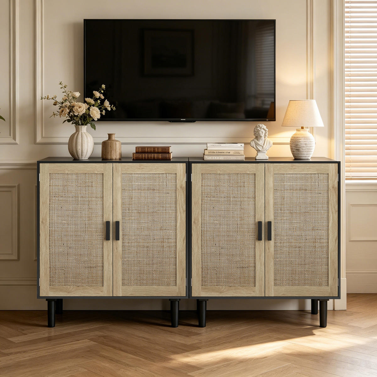 SIDEBOARD mit Rattan Holz Design, Magnettüren, Kippschutz und offenen Fächern,Massivholzgriffe - Schwarz/Naturfarben, Holzwerkstoff (80/88/40cm) - EVRYAE