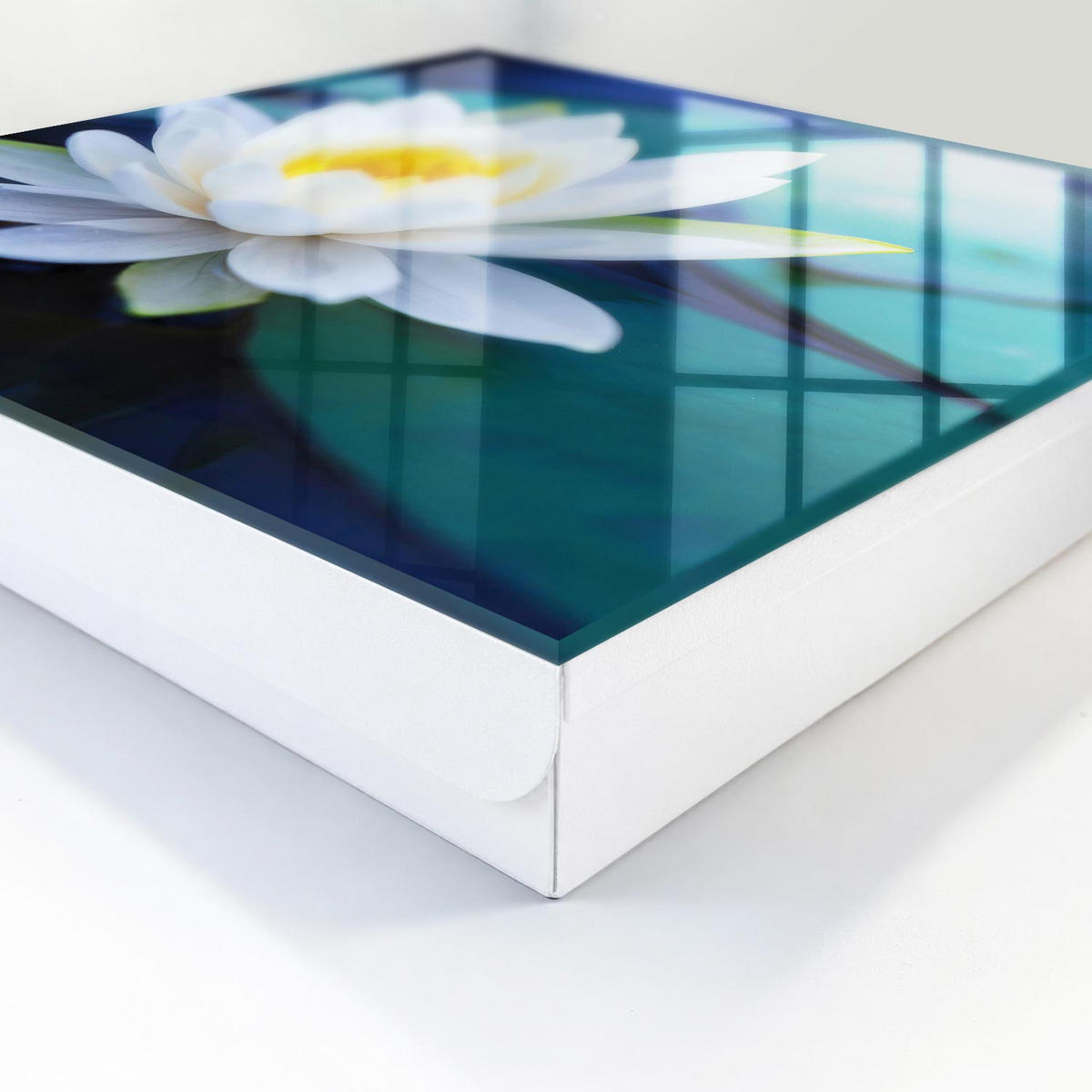 SCHLÜSSELBOX Weiß 30x30 cm – Türöffnung nach rechts - Seerose - Grün, Metall (30/30/5cm) - TULUP