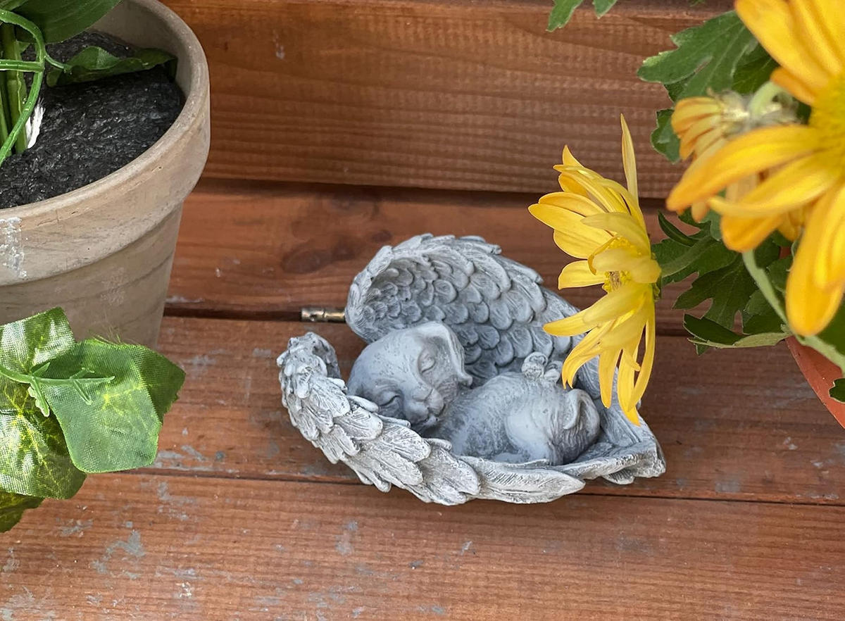 STEINFIGUR Hund im Flügel frostfest Steinguss Grabschmuck - Grau, Stein (11/5/8cm) - stoneandstyle