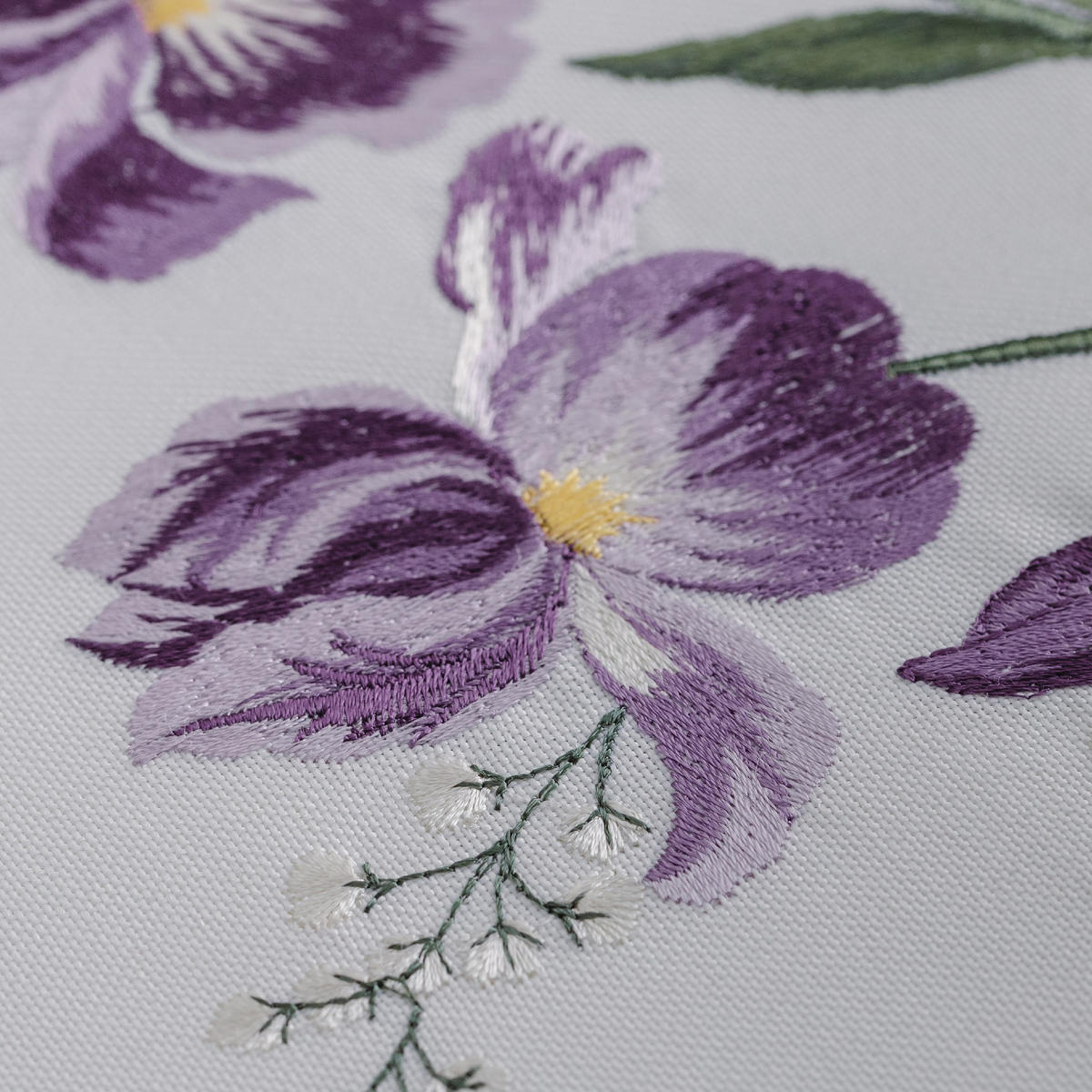 TISCHDECKE Luya - Violett, Textil (80/80/1cm) - home&you