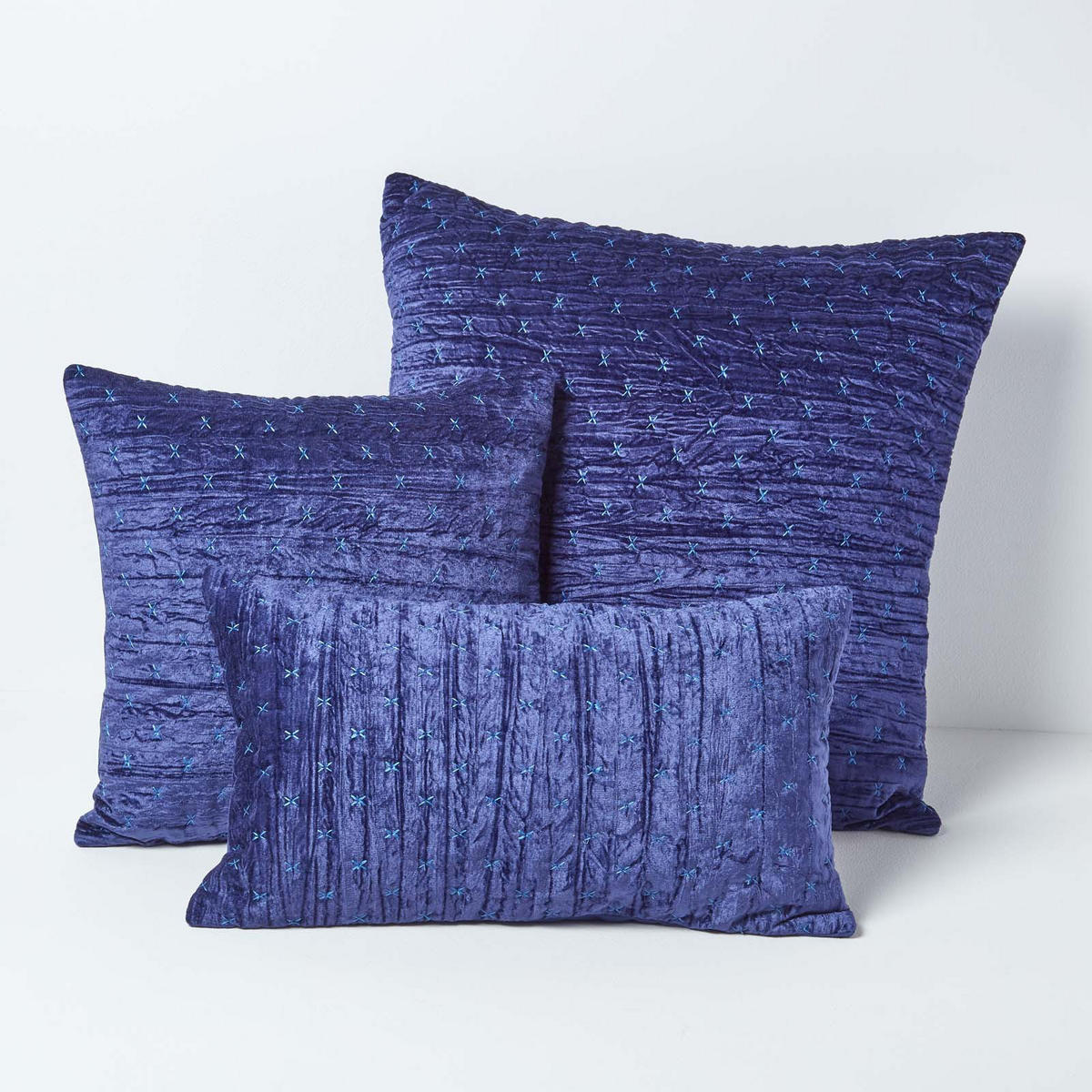 KISSENHÜLLE Pannesamt bestickt 30/50 cm - Dunkelblau, Textil (30/50cm) - Homescapes