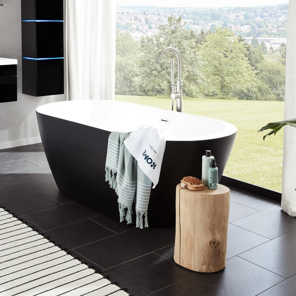 FREISTEHENDE BADEWANNE CODO - Schwarz - Schwarz, Keramik (170/58/80cm) - Home Deluxe