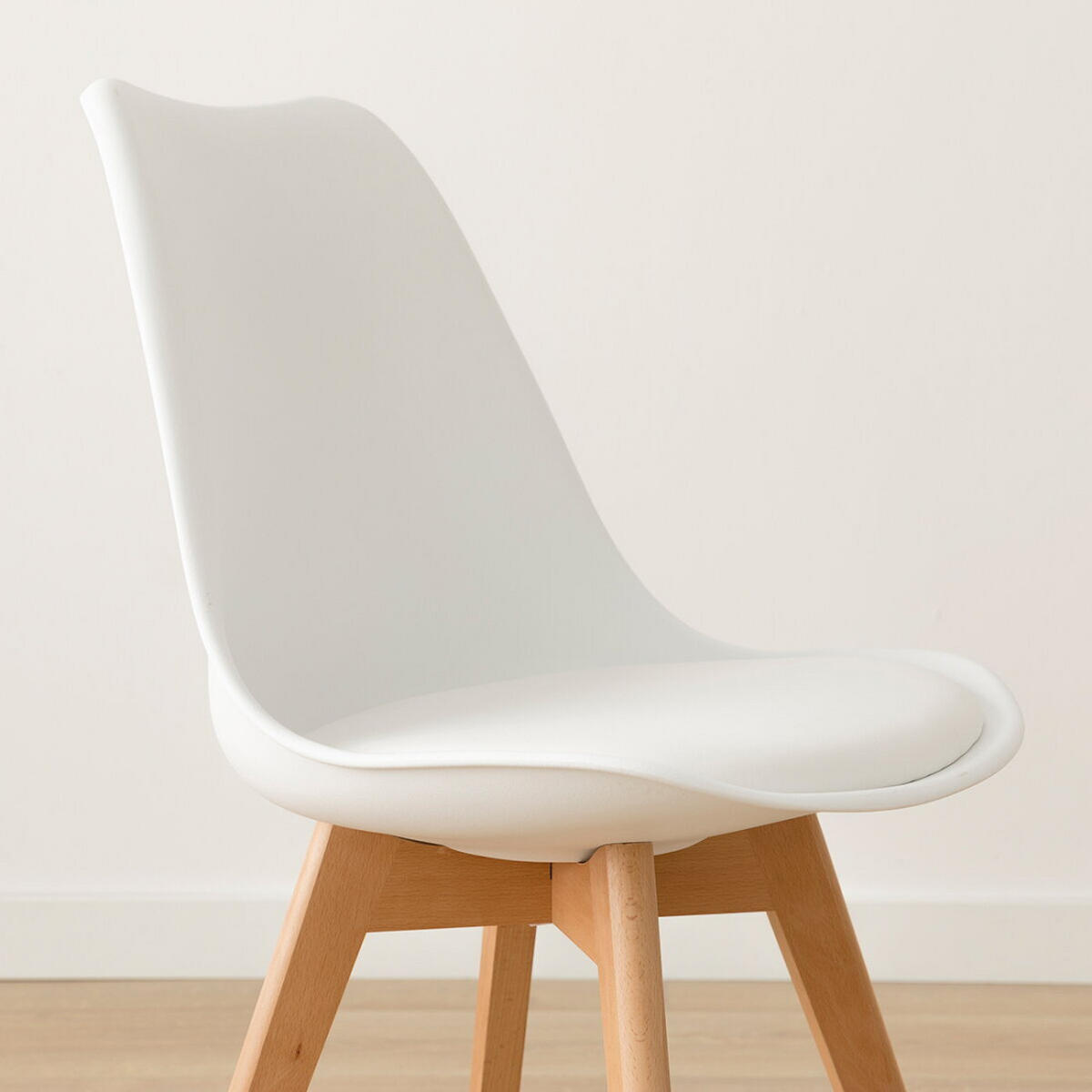 STUHL Scandinavian Weiß 49 cm x 82 cm - Weiß, Kunststoff (49/82/54cm) - Kenay Home