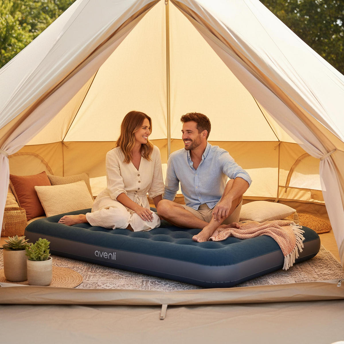 LUFTBETT Luftmatratze Camping 2 Personen 191x137x22cm aufblasbar mit Fußpumpe - Blau, Kunststoff (137/191cm) - Avenli