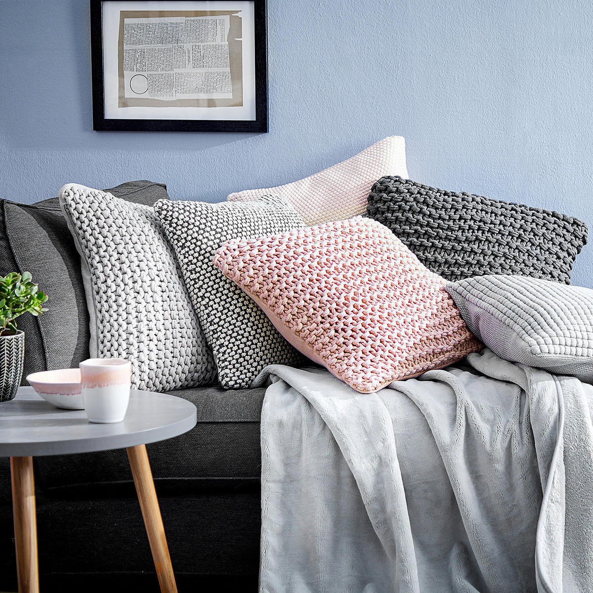 KISSEN Soft Needle - Anthrazit, Textil (50/4cm) - Butlers