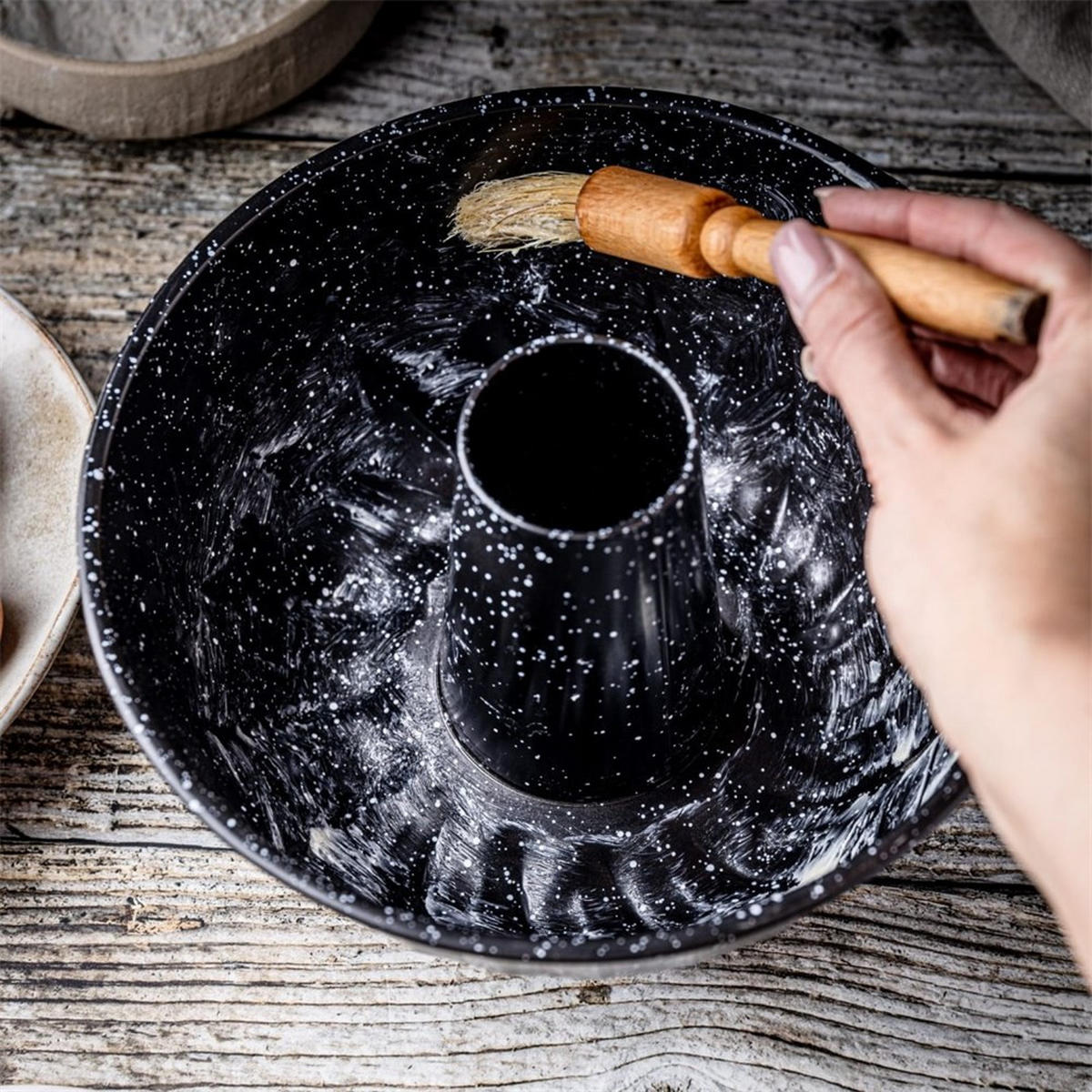 BACKFORM Schwarz 22/22/10 cm KB7839 - Schwarz, Metall (22/10/22cm) - Klausberg 