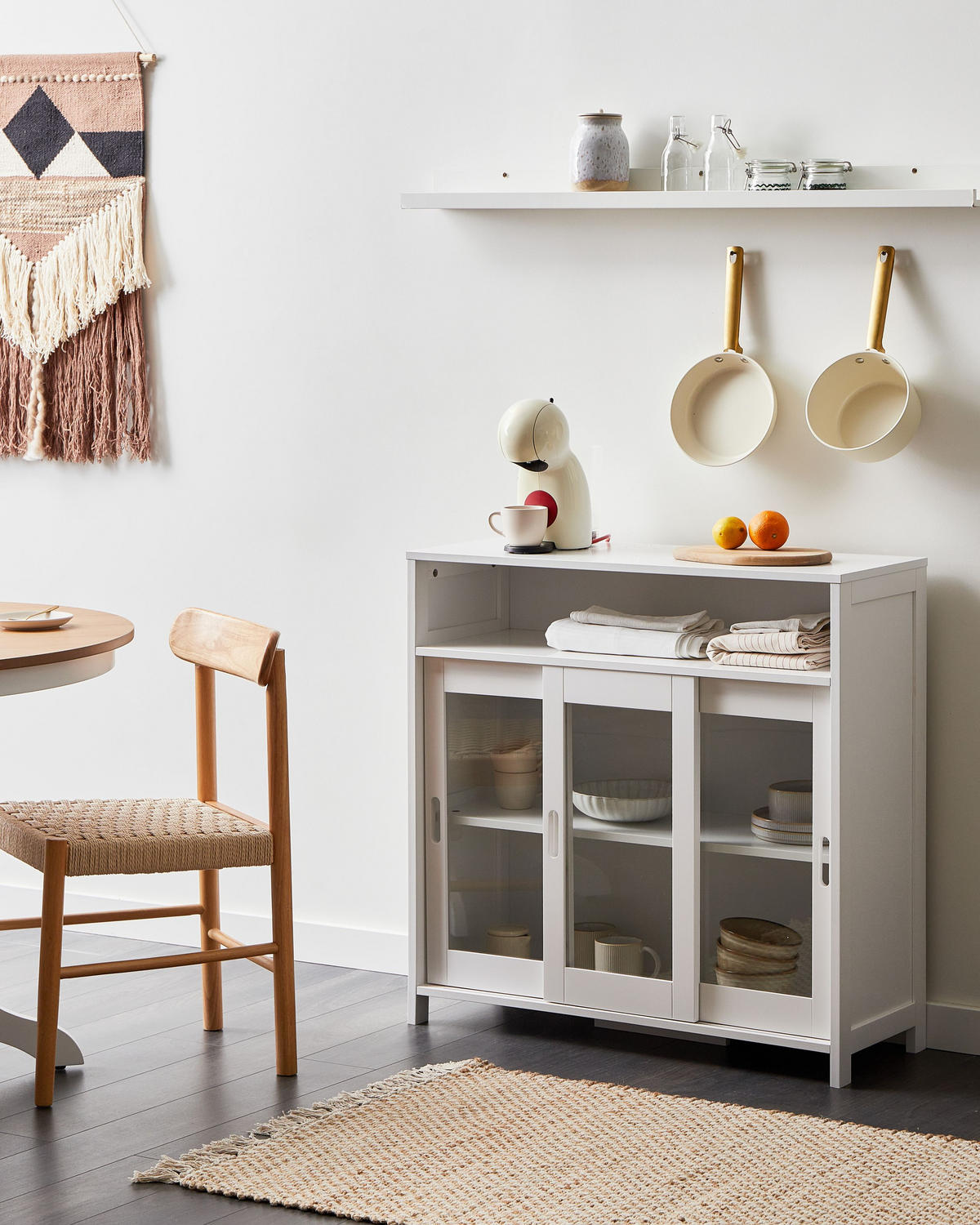 SIDEBOARD se skleněnými dveřmi 86 cm Bílý Crabtree - bílá, kompozitní dřevo (86/86/32cm) - Beliani