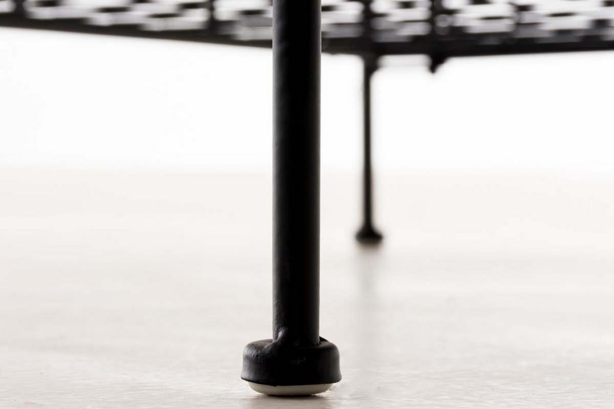 STANDREGAL Aaron schwarz - Schwarz, Metall (60/158/33cm) - TPFGarden