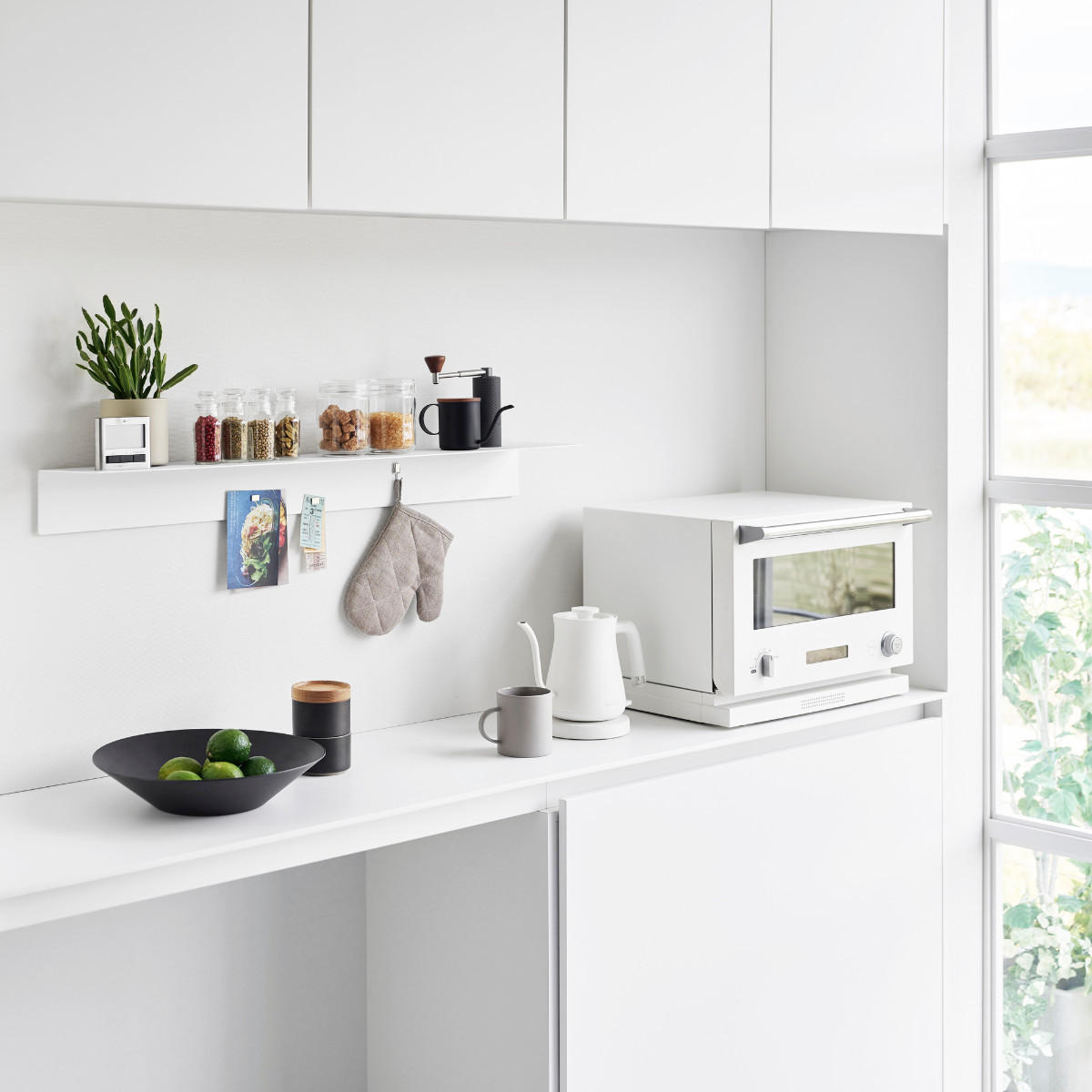 WANDREGAL Tower weiß 90/9/15 cm schmal - Weiß, Metall (90/9/15cm) - Yamazaki