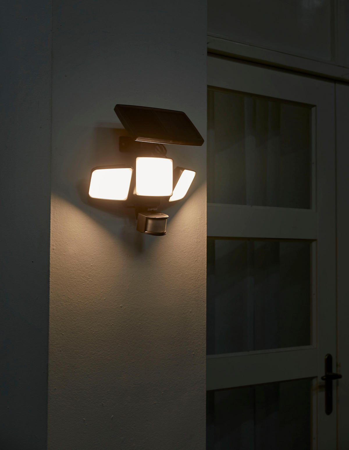SICHERHEITSLAMPE 24.5/20.5/18.5cm - Schwarz, Kunststoff (24.5/20.5/18.5cm) - Luxform