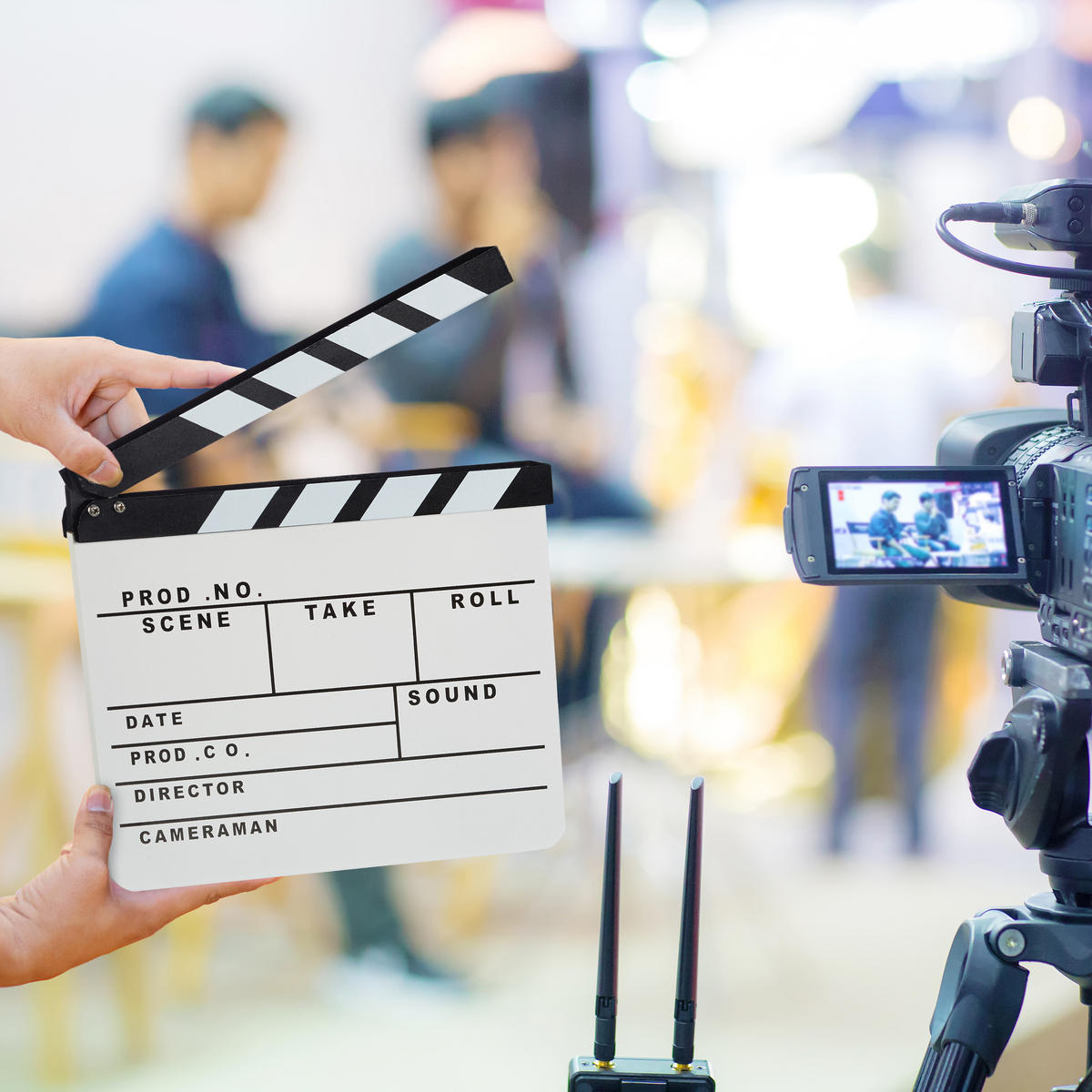 FILMKLAPPE - Weiß, Holzwerkstoff (26/1.1/1.5cm) - Relaxdays