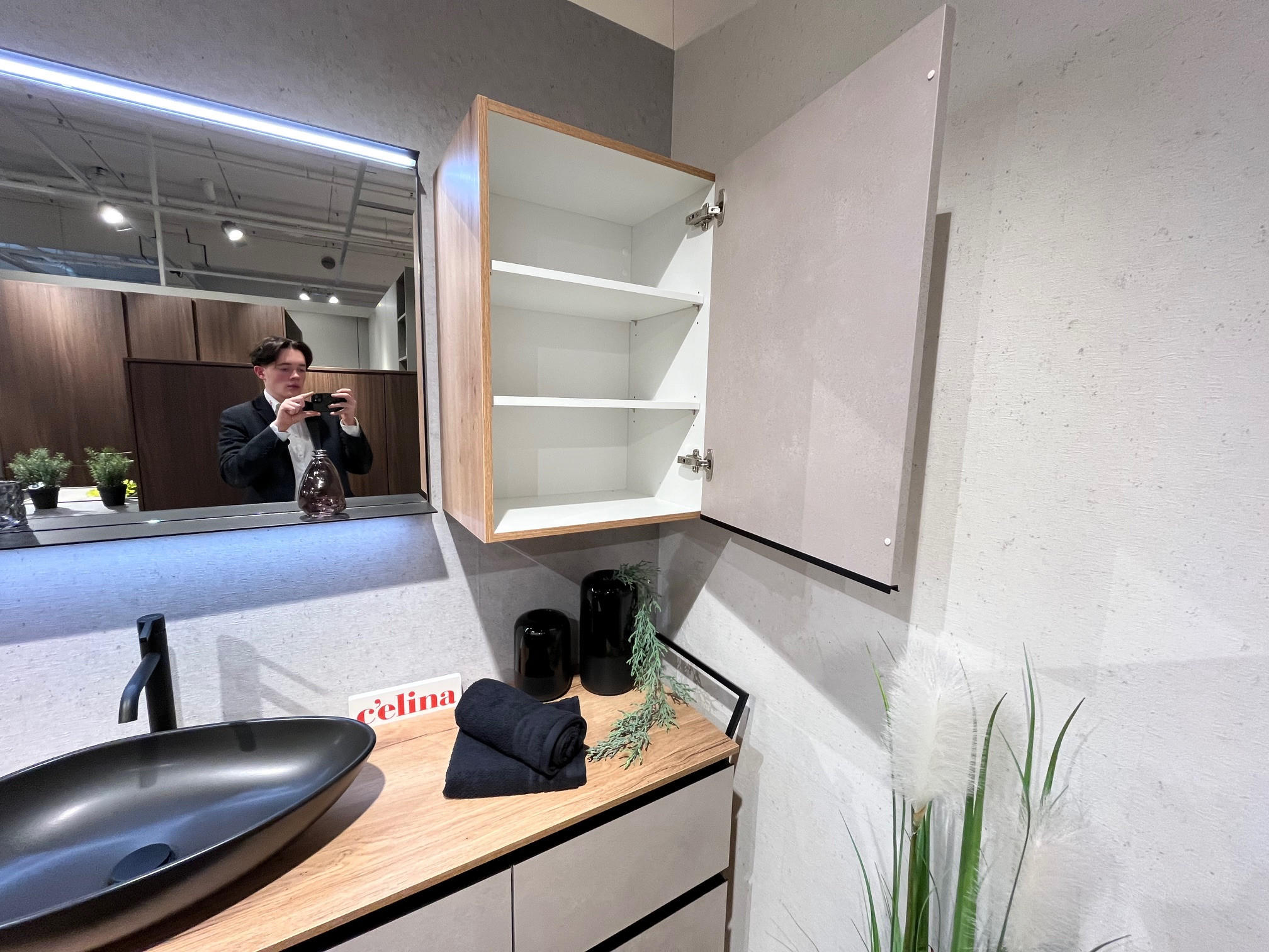 BADEZIMMER STEVEN - Celina