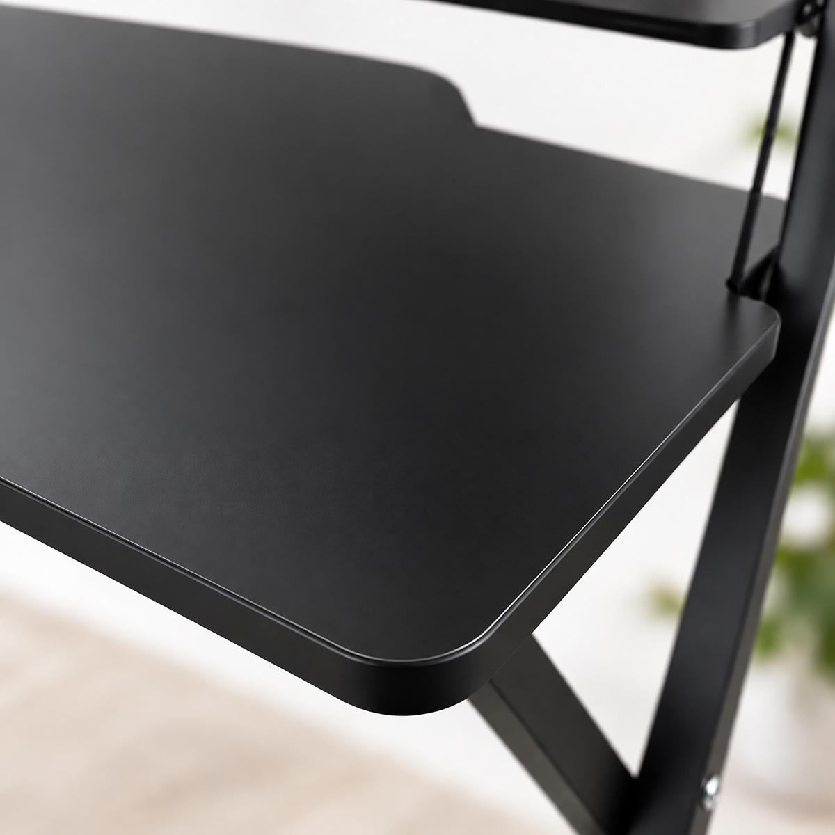 SKRIVBORD Svart hopfällbart med monitorhylla - Svart, Träbaserade material/Metall (56/70/82cm) - Relaxdays
