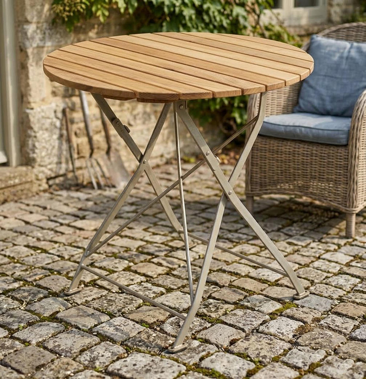 KLAPPTISCH Bad Belzig aus Robinienholz 77 cm rund, Stahlgestell Verzinkt - Braun, Holz (77/77/72cm) - TPFGarden