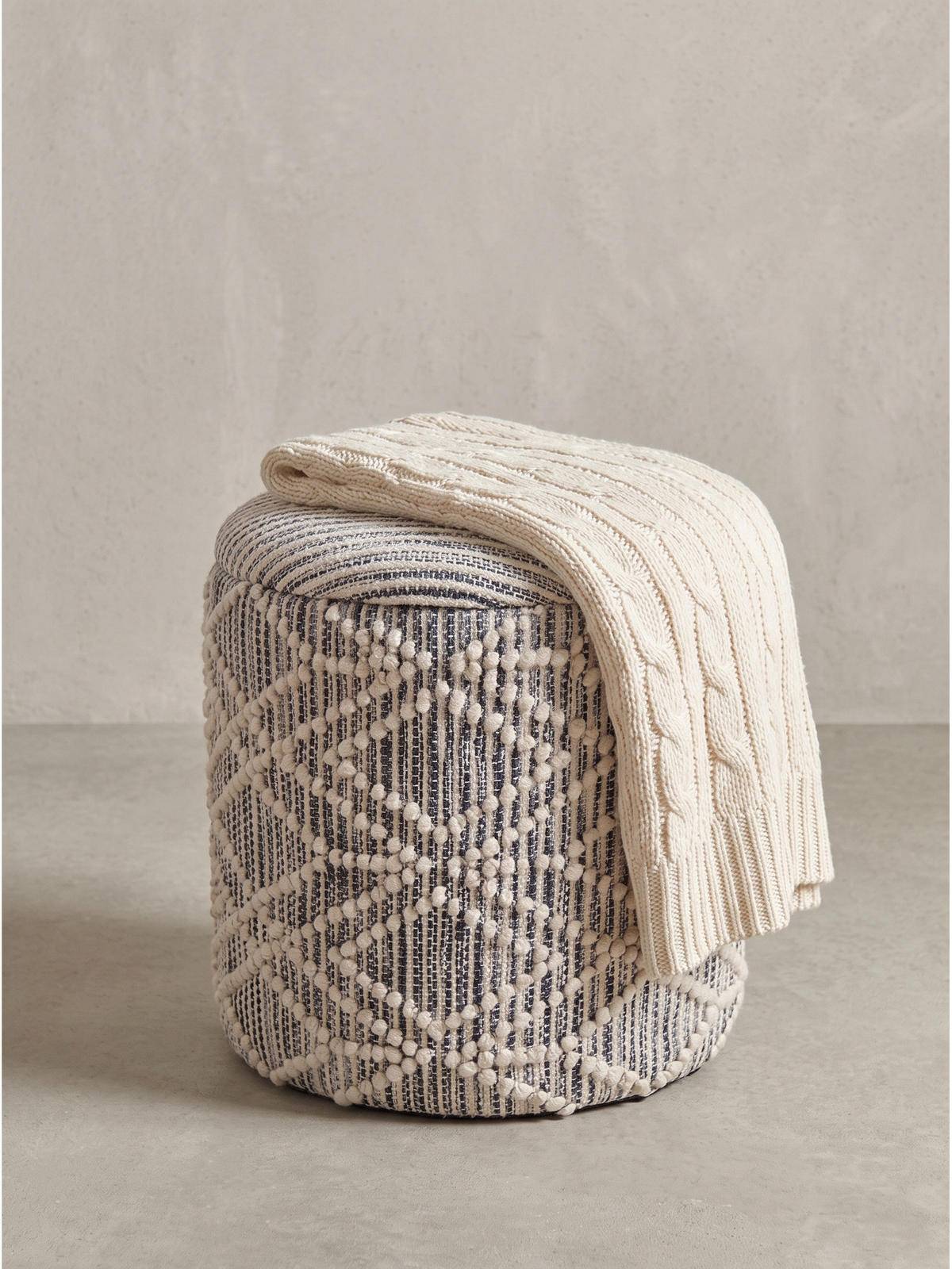 SITZHOCKER RHONE, Stoff, mit Textilbezug, Grau-Beige, Ø 40 x 45 cm - Grau, Textil (40/45/40cm) - KADIMA DESIGN