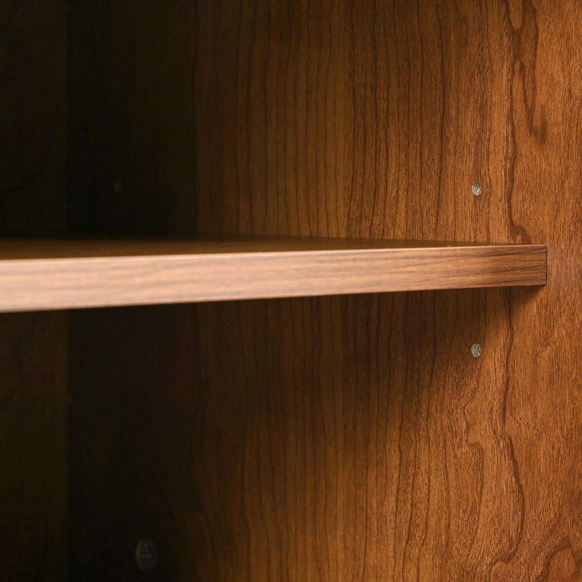 SCHUHSCHRANK aus Spanplatte 104x40x48cm in Walnuss mit Rattan-Türen - Walnussfarben, Holzwerkstoff (104/48/40cm) - Modfu