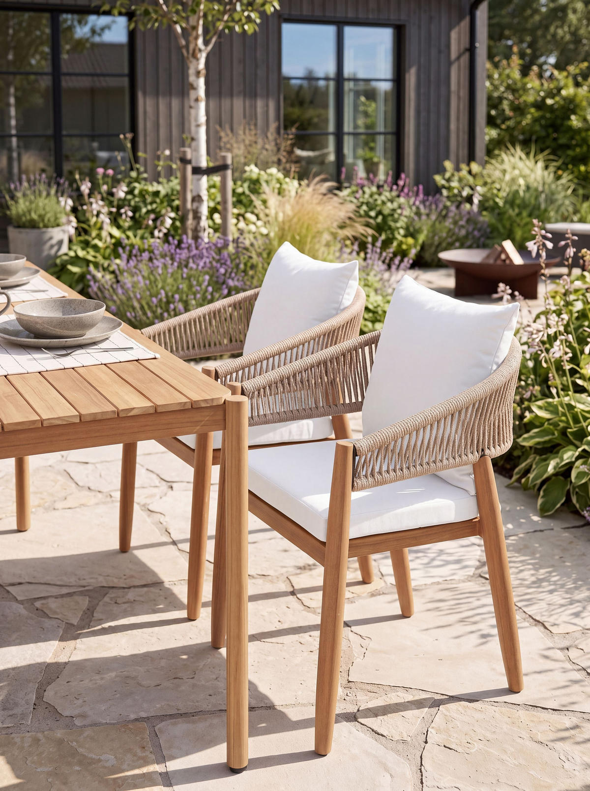 GARTENSTUHL 2er Set Akazienholz Weiß Marzamemi - Braun/Weiß, Holz (59/87/53cm) - Beliani