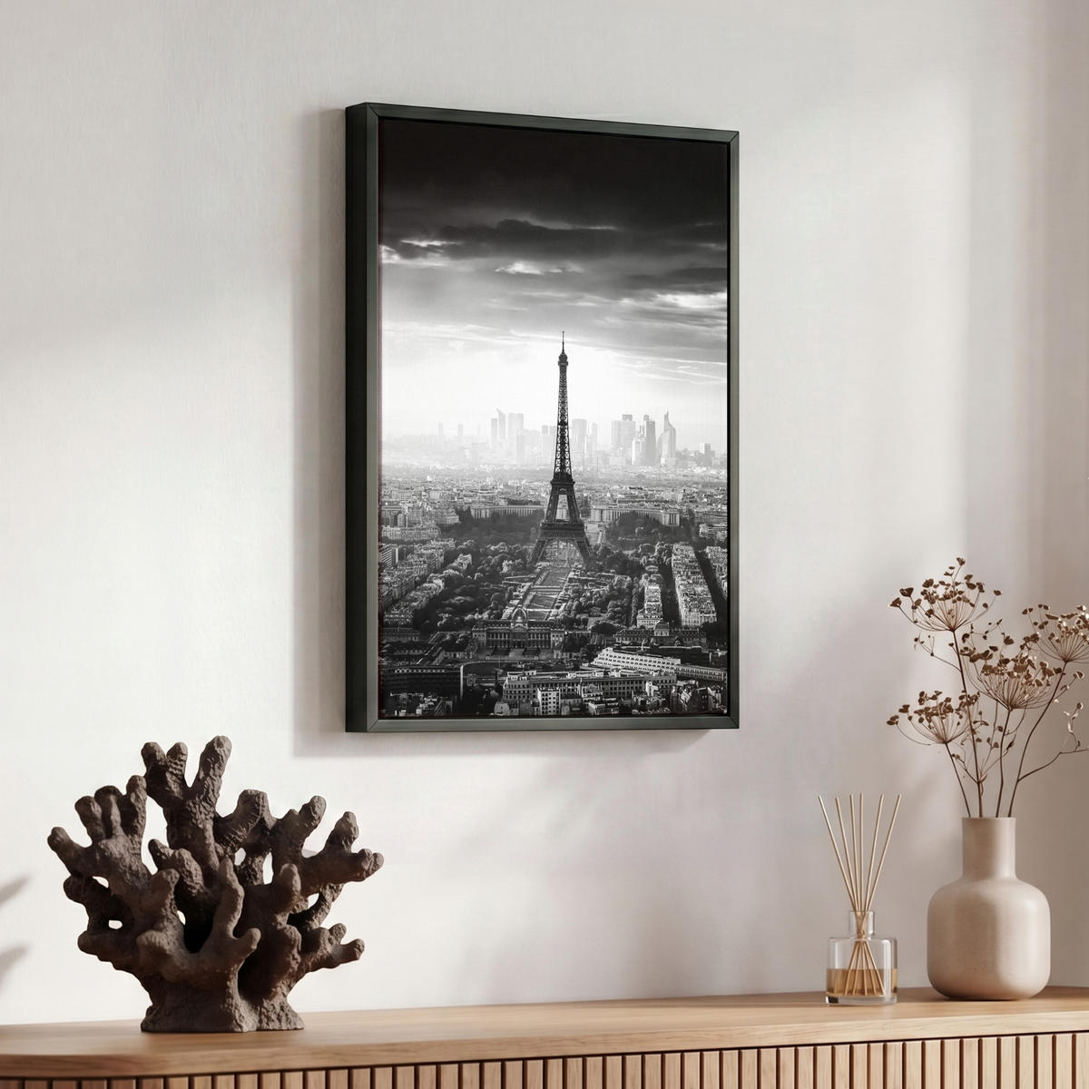 LEINWAND Bilder mit Rahmen - Paris - Skyline - Eiffelturm - Stadt - Wolken - 30x40 - Dunkelgrau, Textil (30/40cm) - MuchoWow