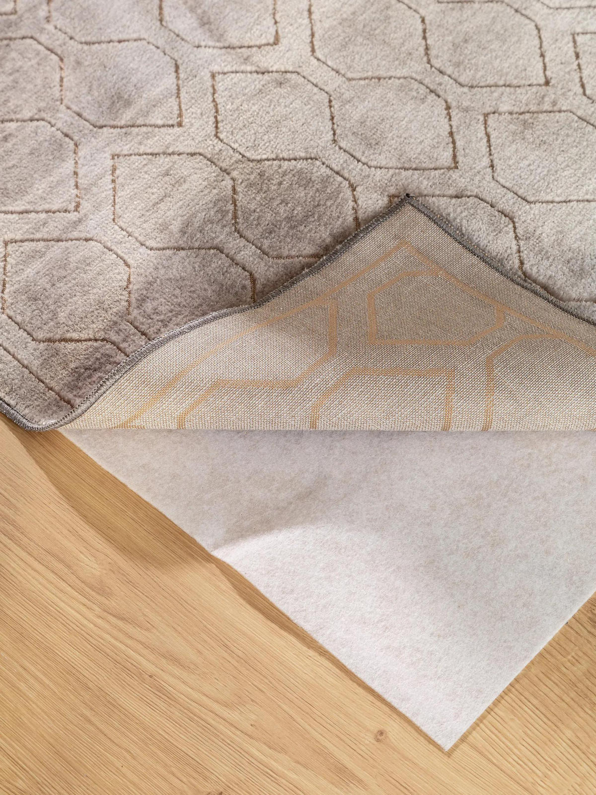 TEPPICH Daisy Grau 66x110 cm - Grau, Textil (66/110cm) - benuta