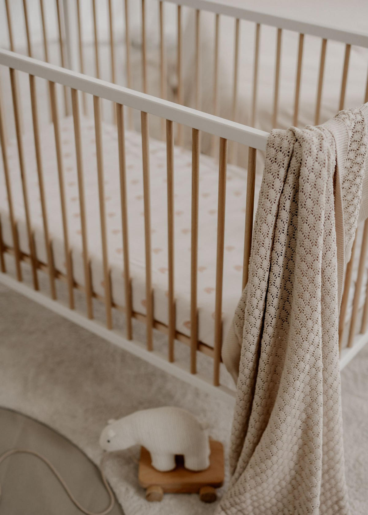 BEISTELLBETT Matratze Cloud Air Rollen & Umbauseite weiß/natur Dreamy 4in1 Bett - Weiß/Naturfarben, Holz (120/90/60cm) - Sämann – make a difference.