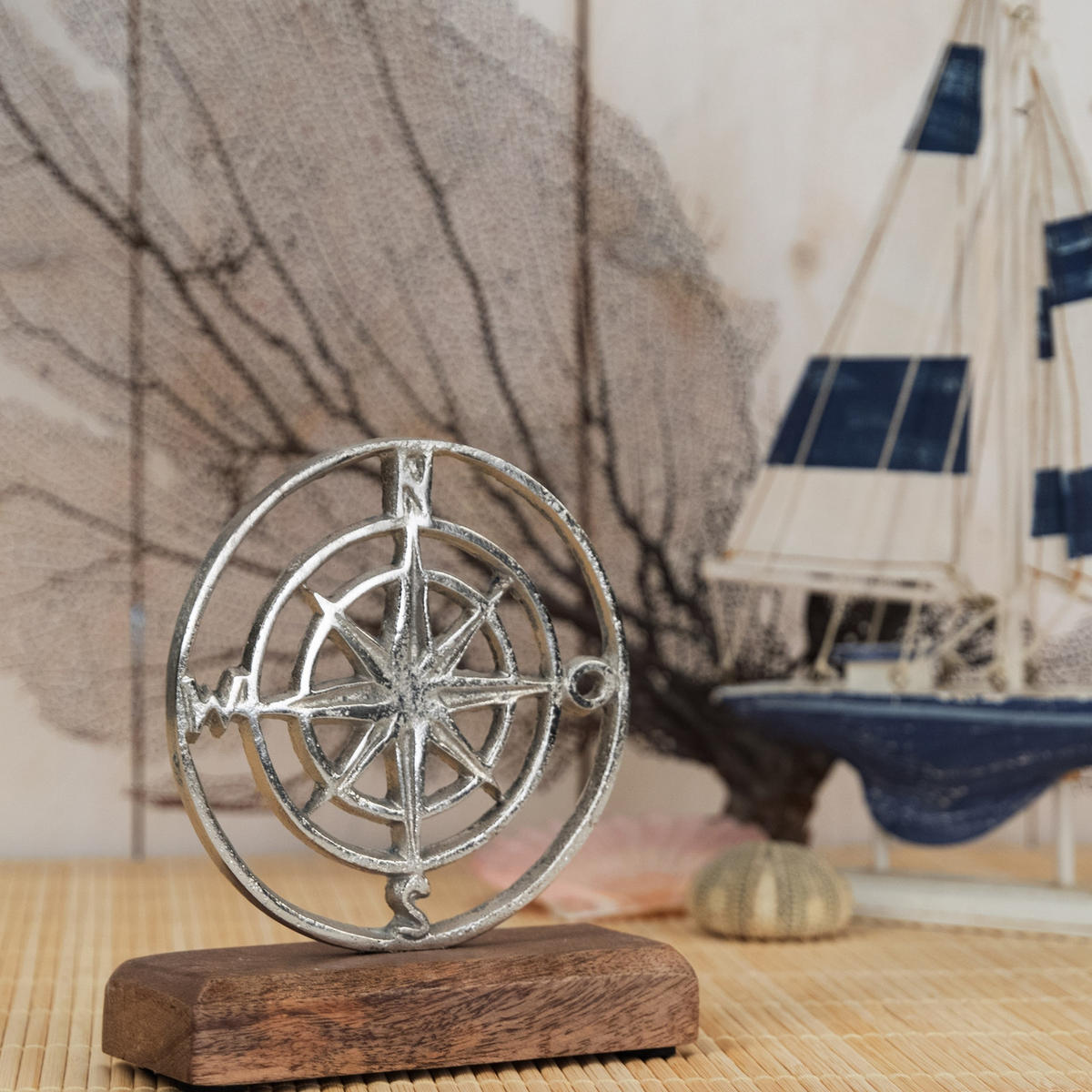 AUFSTELLER Maritim Windrose Metall, Mangoholz silber-braun - Naturfarben, Holz (11/16/5cm) - DESIGN DELIGHTS