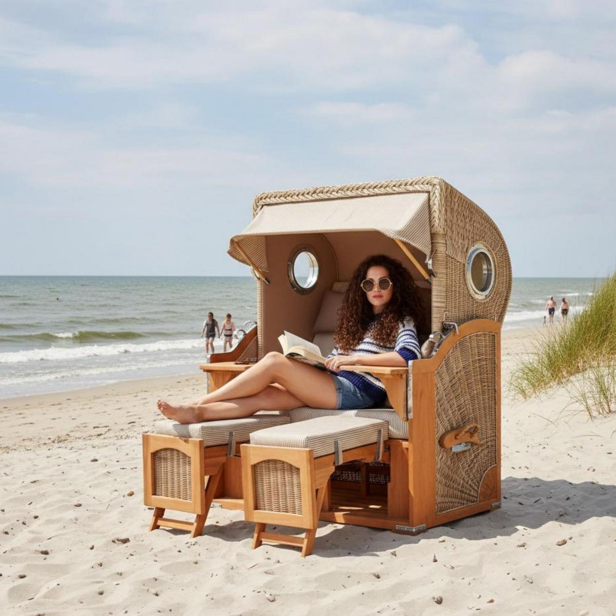 STRANDKORB Düne 2-Sitzer Teak Shell Bullauge - Taupe/Braun, Holz/Metall (125/170/80cm) - Mr. Deko