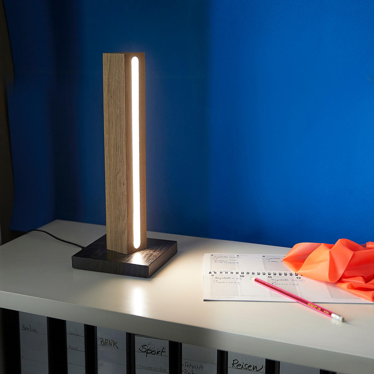 LED-HOLZ-STEHLAMPE - moderne Lichtsäule mit neutralweißem Licht und Schalter für angenehme Atmosphäre - Weiß, Holz (13/13/36cm) - Northpoint
