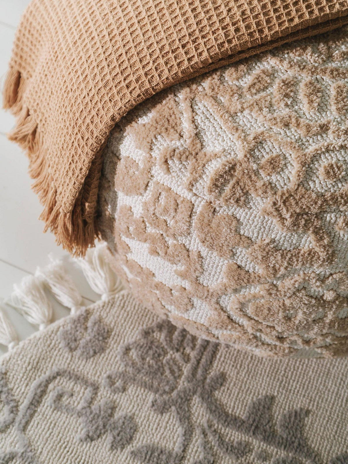 POUF Elias Beige 55x55x30 cm - Beige, Textil (55/30/55cm) - KUNSTLOFT