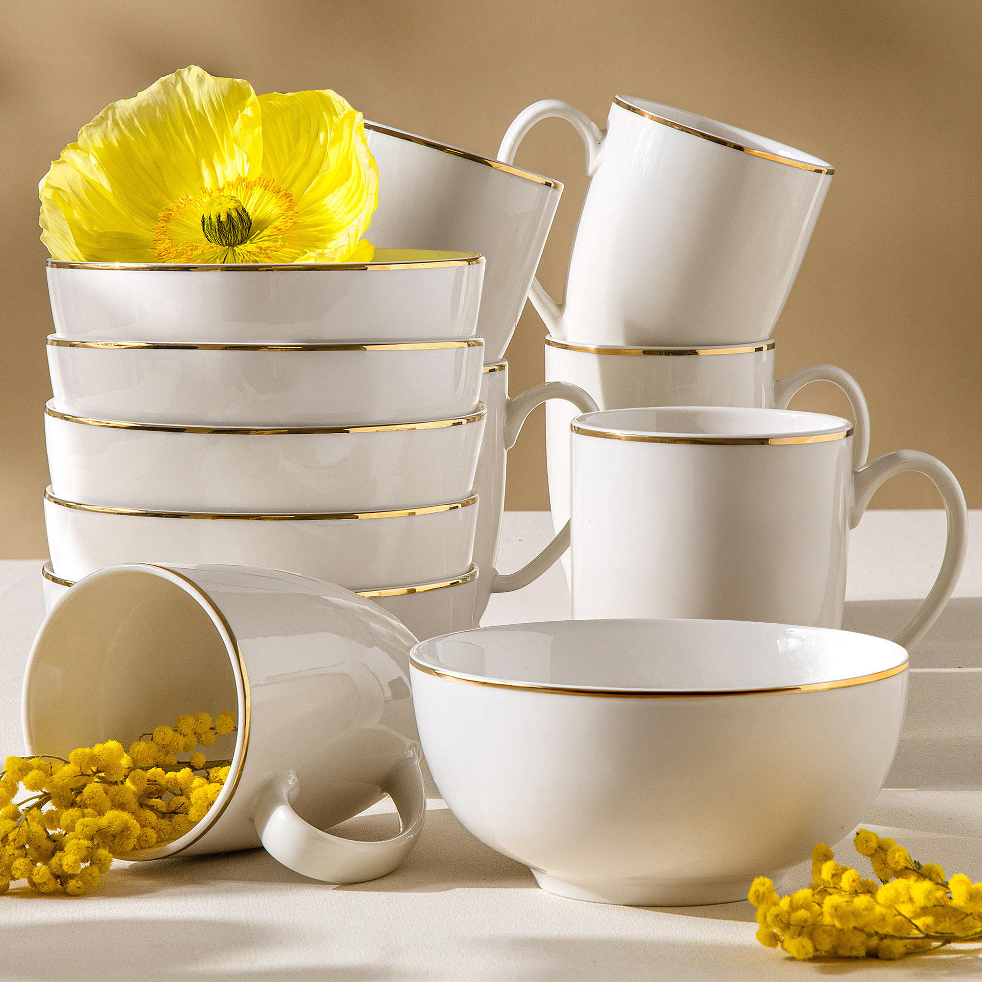 FRÜHSTÜCKSGESCHIRRSET AD BELLA, 12-tlg - Ecru/Goldfarben, Keramik (14/10.5/14cm) - KONSIMO®