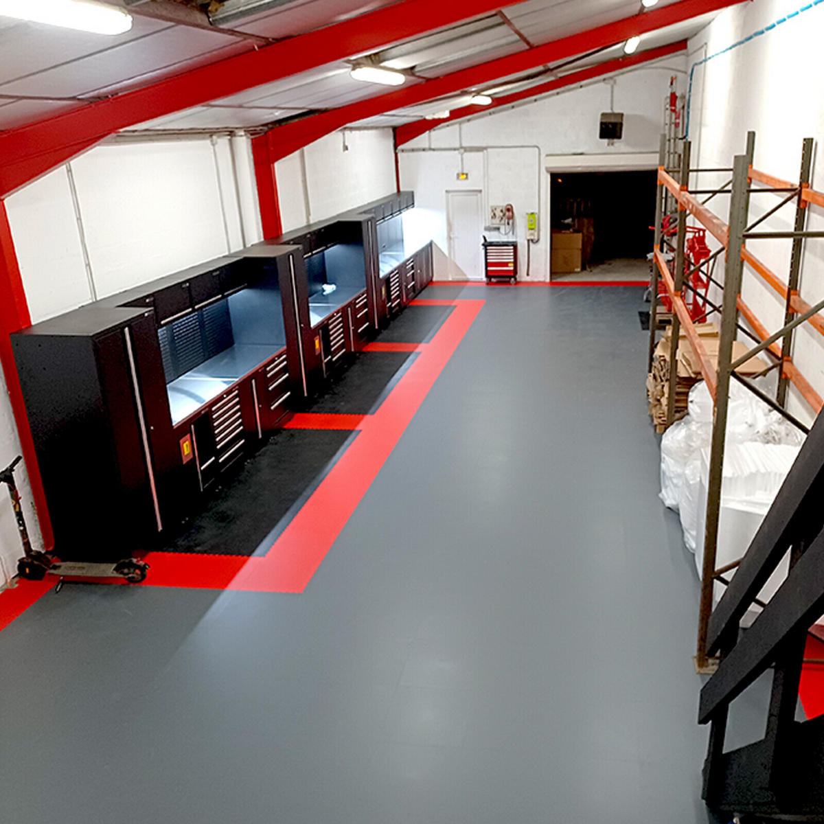 PVC-FLIESEN für Garage, Werkstatt, Sporthalle - Rot - Los von 1 m² - Rot, Kunststoff (50/50/1.1cm) - MOSAIK FLOOR