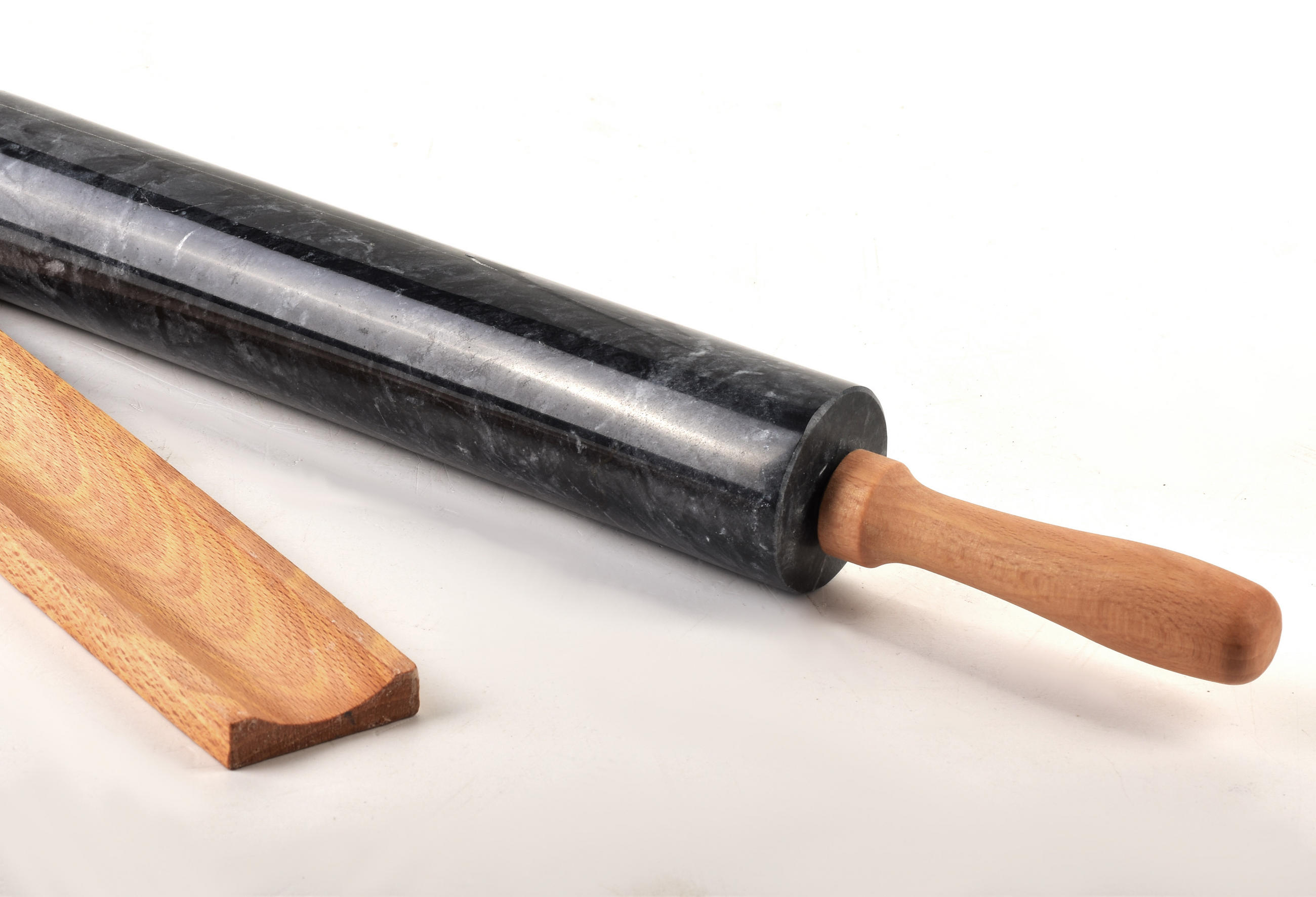 NUDELHOLZ Modern Kitchen Schwarz 47/6.5/8 cm Holz - Schwarz, Holz (47cm) - Mondex