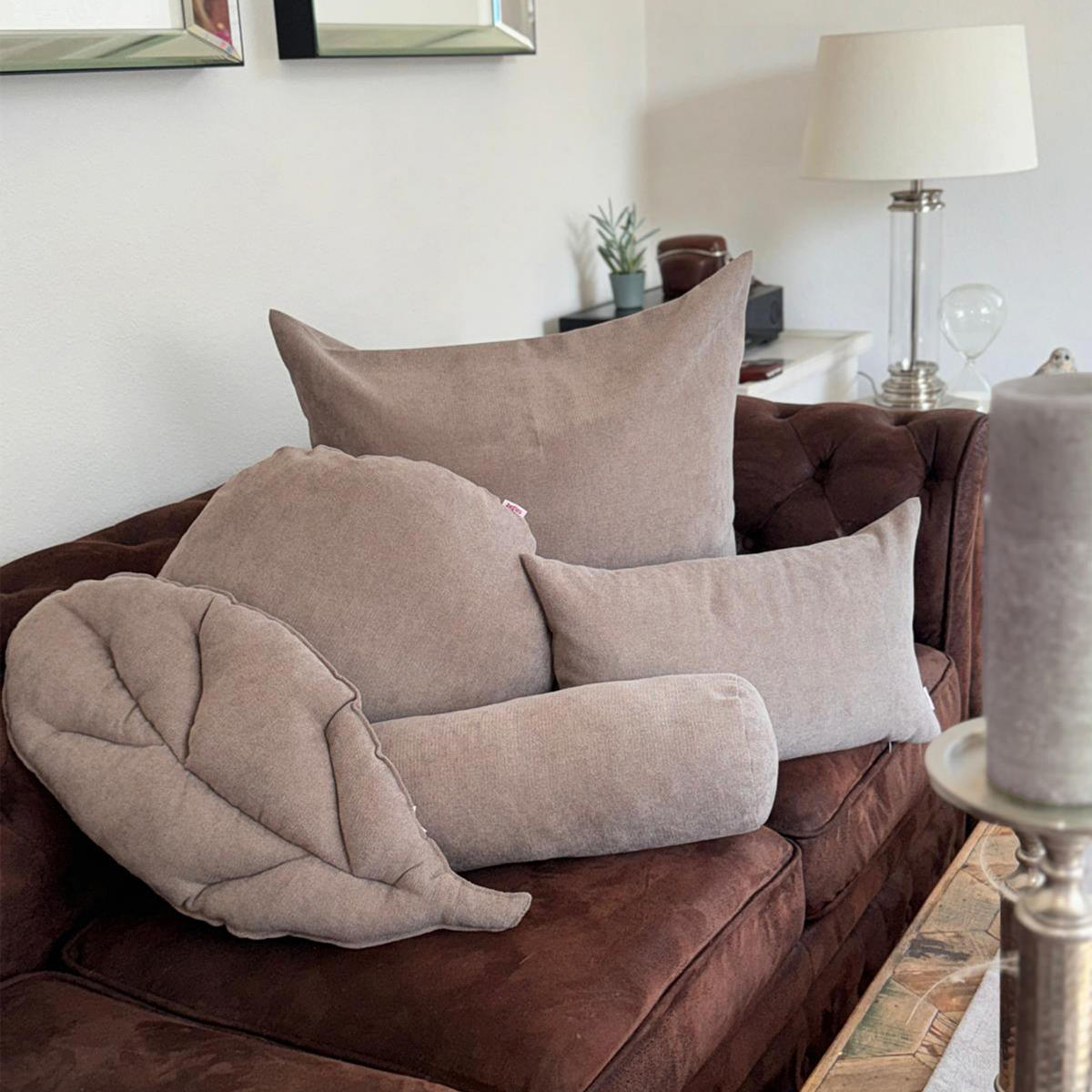 NACKENROLLENHÜLLE FarbTon Chenille-Haptik greig-taupe 40/15 cm - Taupe, Textil (15/40cm) - beties Heimtextil